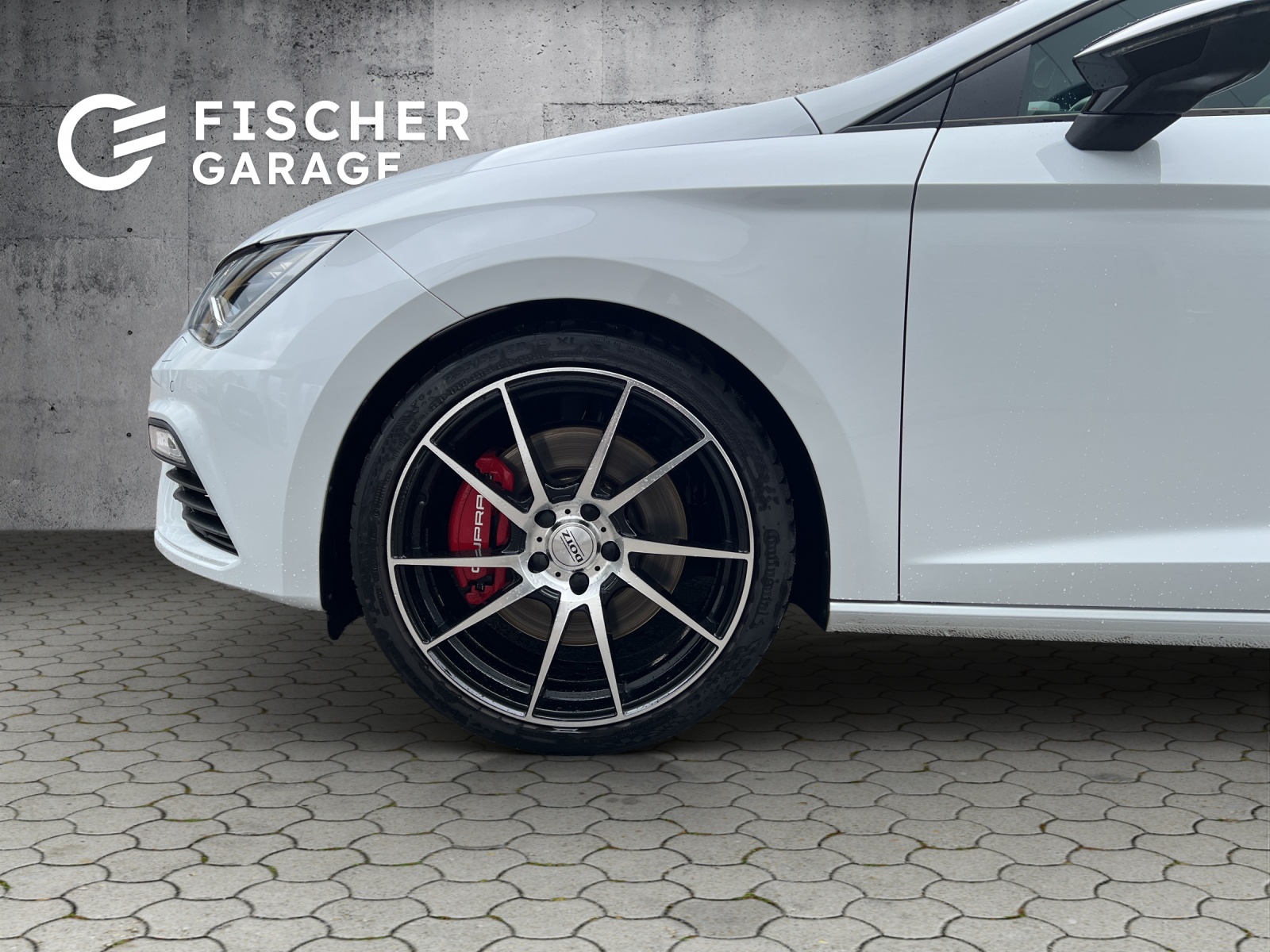 SEAT Leon ST 2.0 TSI Cupra 300 4 Drive DSG-image-5