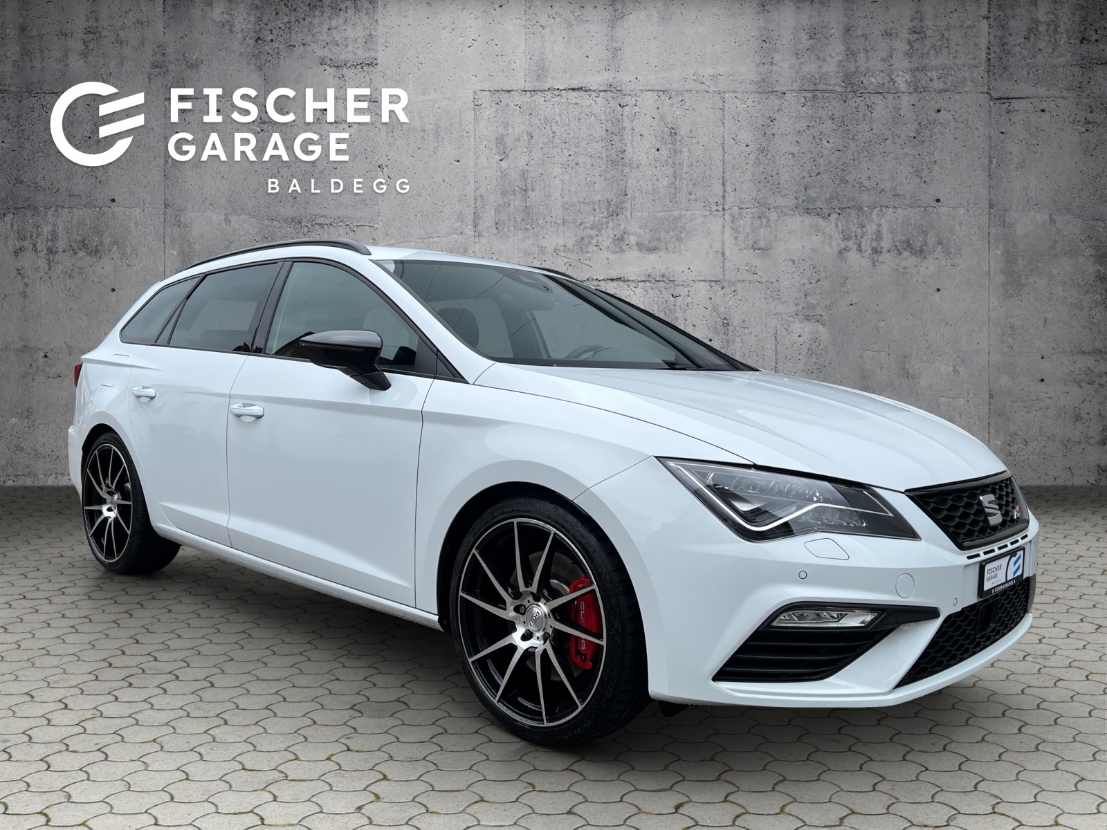 SEAT Leon ST 2.0 TSI Cupra 300 4 Drive DSG