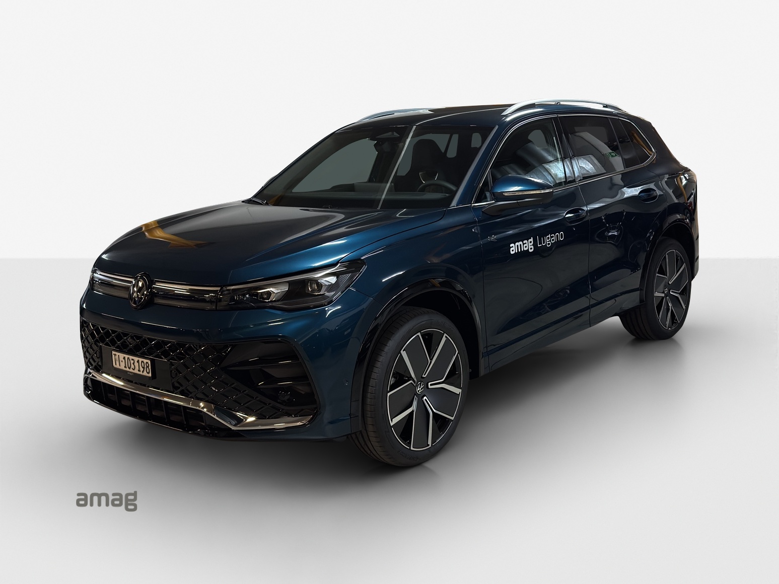 VW Tiguan 2.0 TDI SCR R-Line 4Motion DSG-image-0