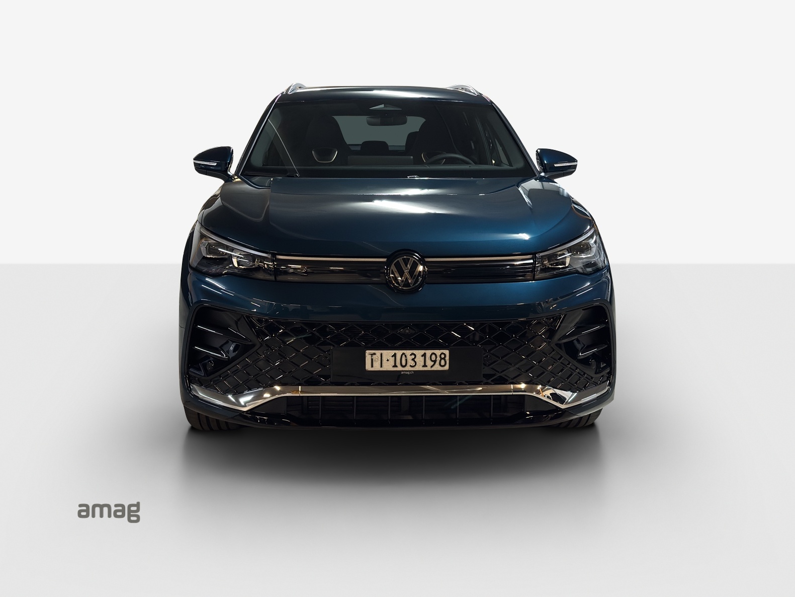 VW Tiguan 2.0 TDI SCR R-Line 4Motion DSG-image-6