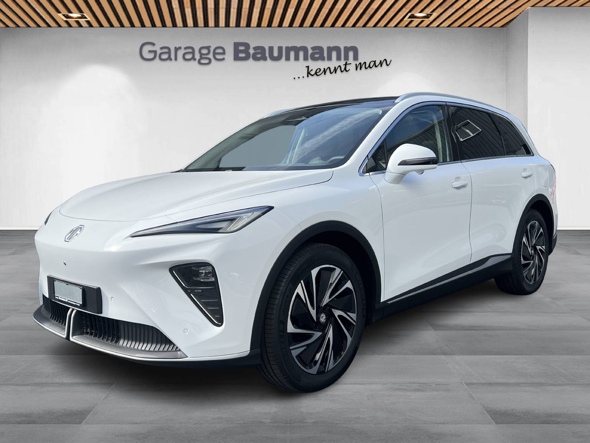 MG S6 EV 77 kWh Luxury 4WD-image-1