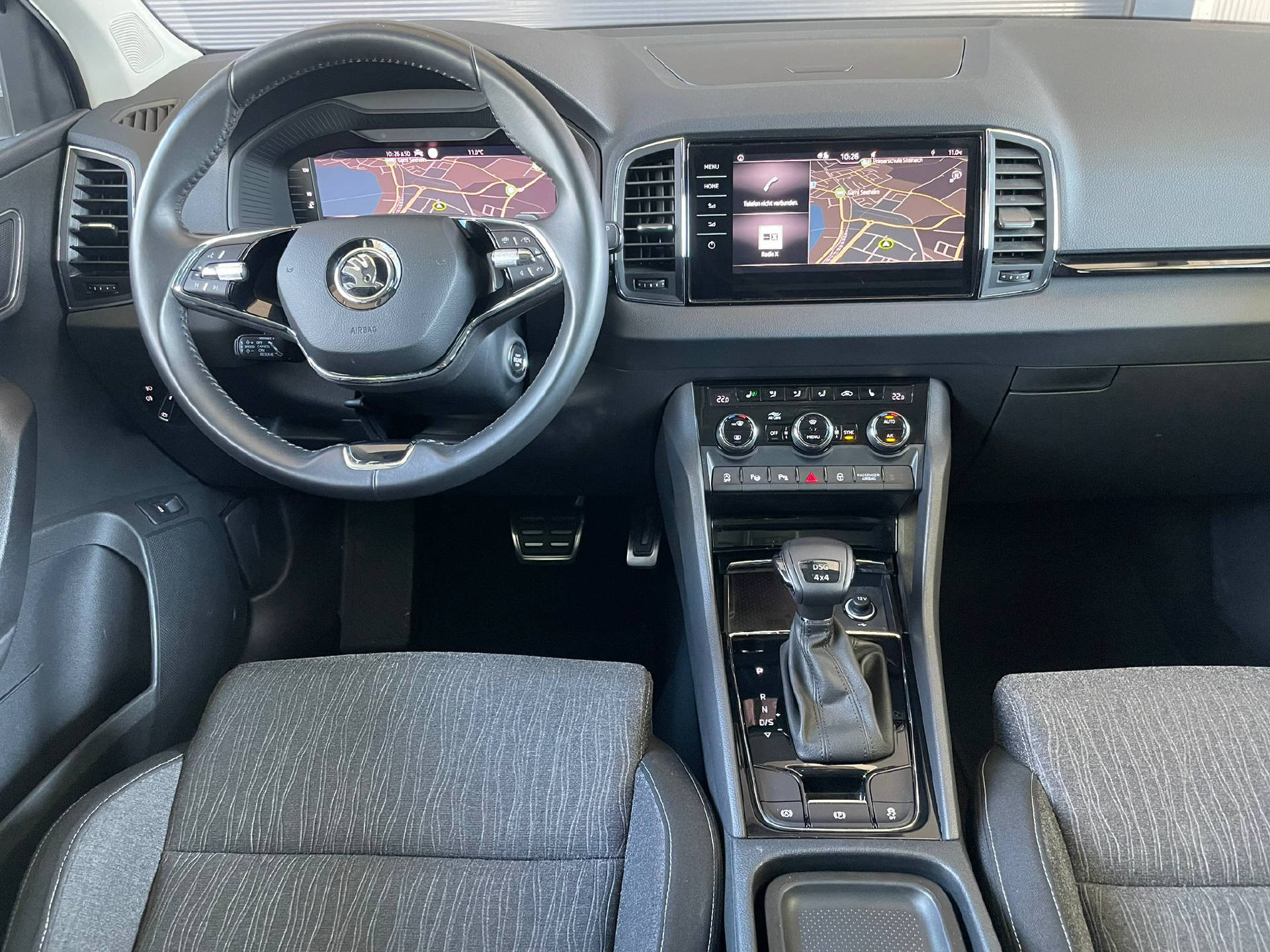 SKODA Karoq 2.0 TDI Style 4x4 DSG-image-6