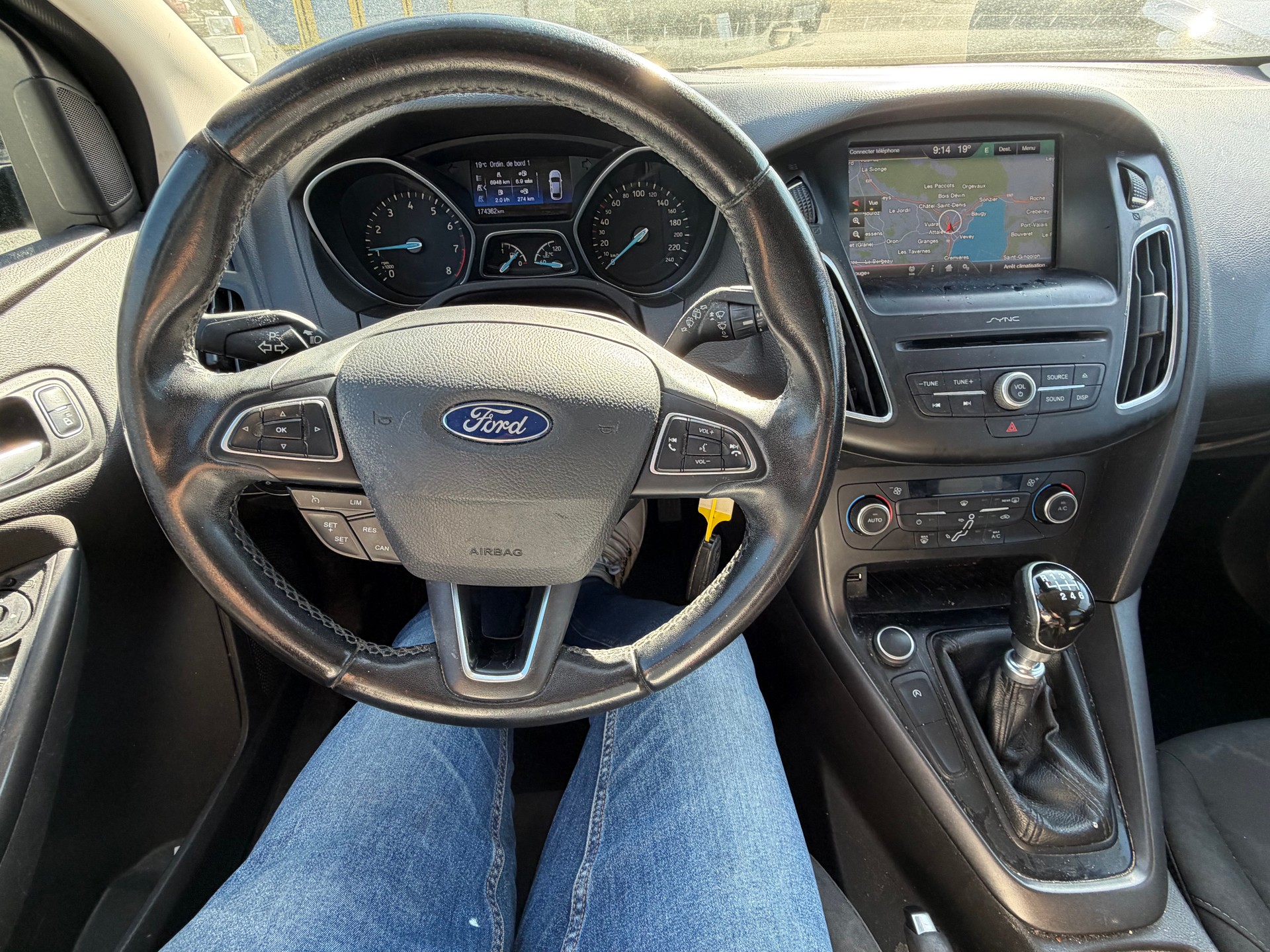 FORD Focus 1.0 SCTi Titanium-image-5