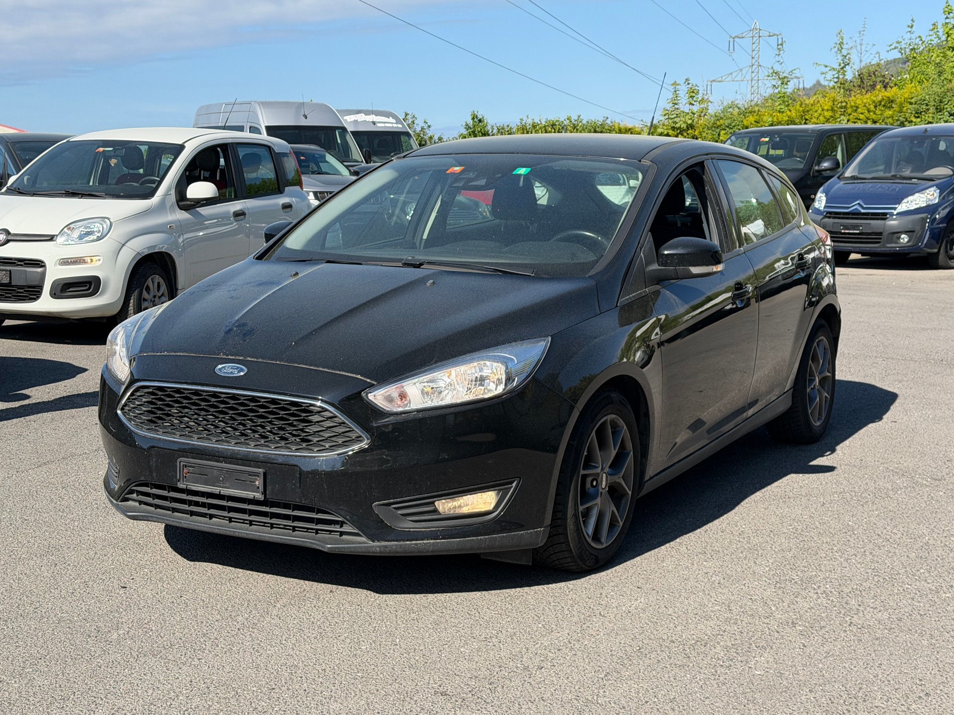FORD Focus 1.0 SCTi Titanium-image-0