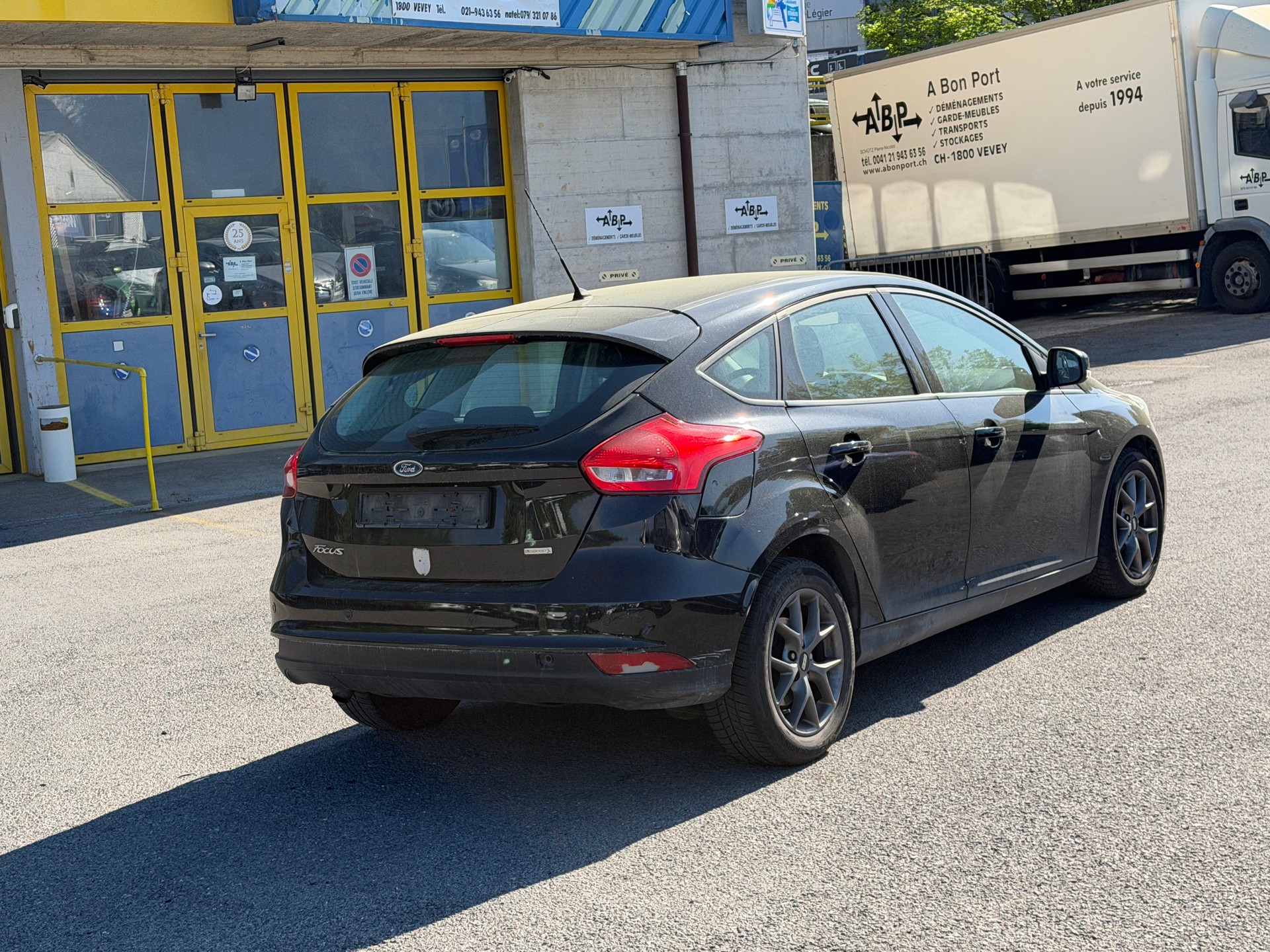 FORD Focus 1.0 SCTi Titanium-image-6