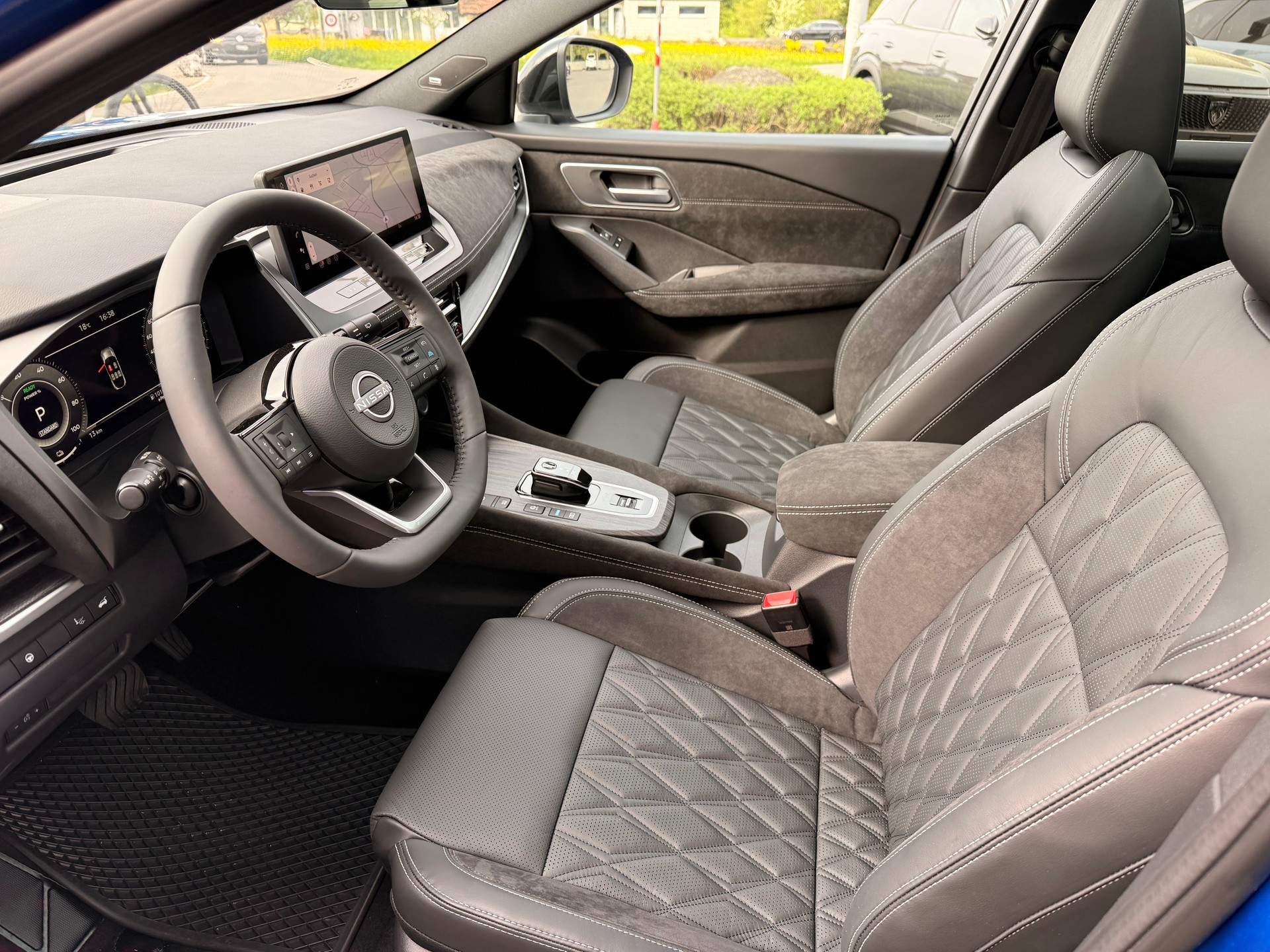 NISSAN Qashqai 1.5 VC-T Tekna+-image-8