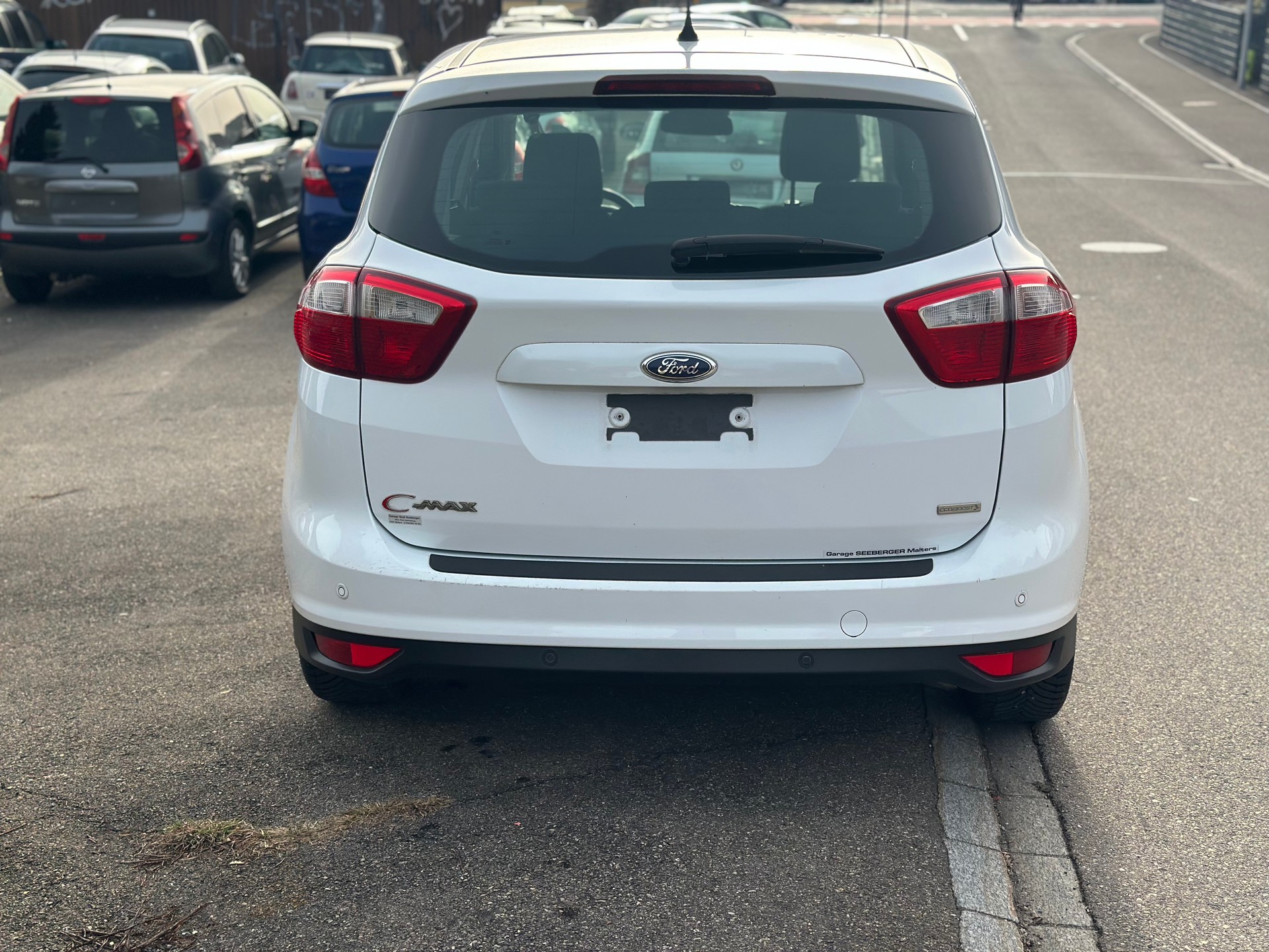 FORD C-Max 1.0 SCTi Titanium-image-6