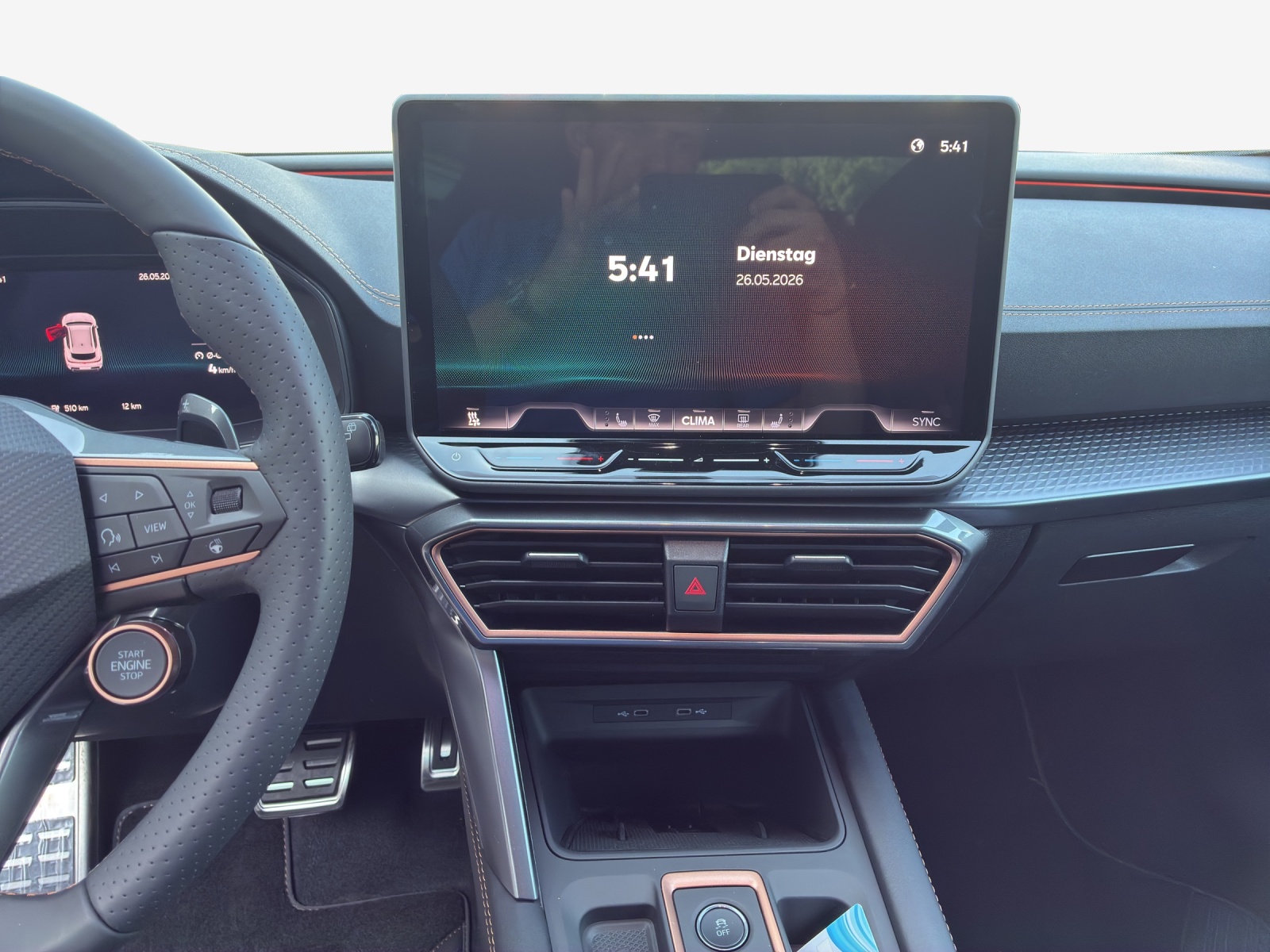 CUPRA Formentor 1.5 e-HYBRID pHEV Prime Edition VZ DSG-image-10