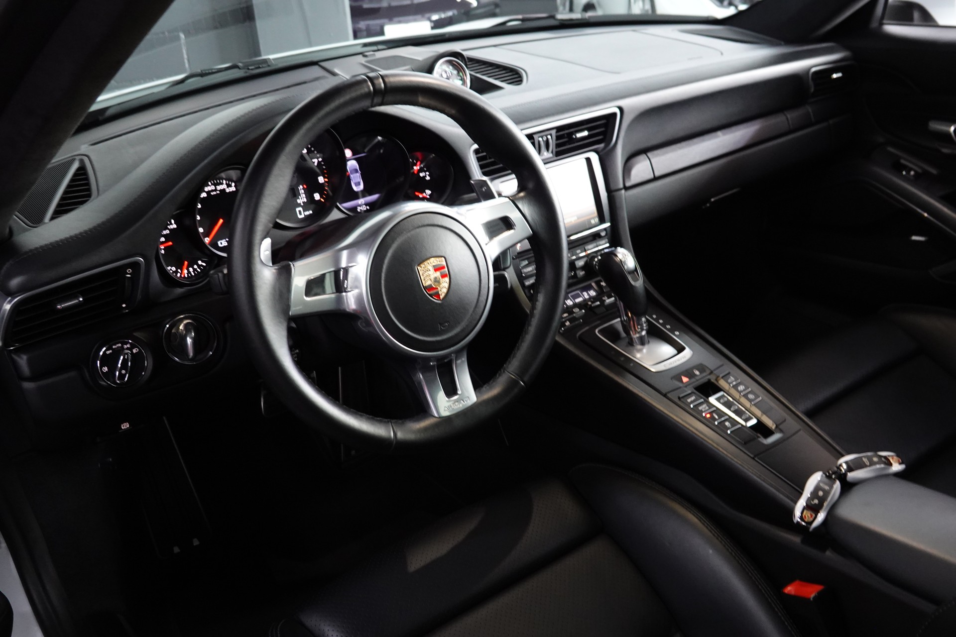 PORSCHE 911 CARRERA 4 GTS PDK CH-FZ DER SCHLICHTE ALLES KÖNNER ON TOP-image-26