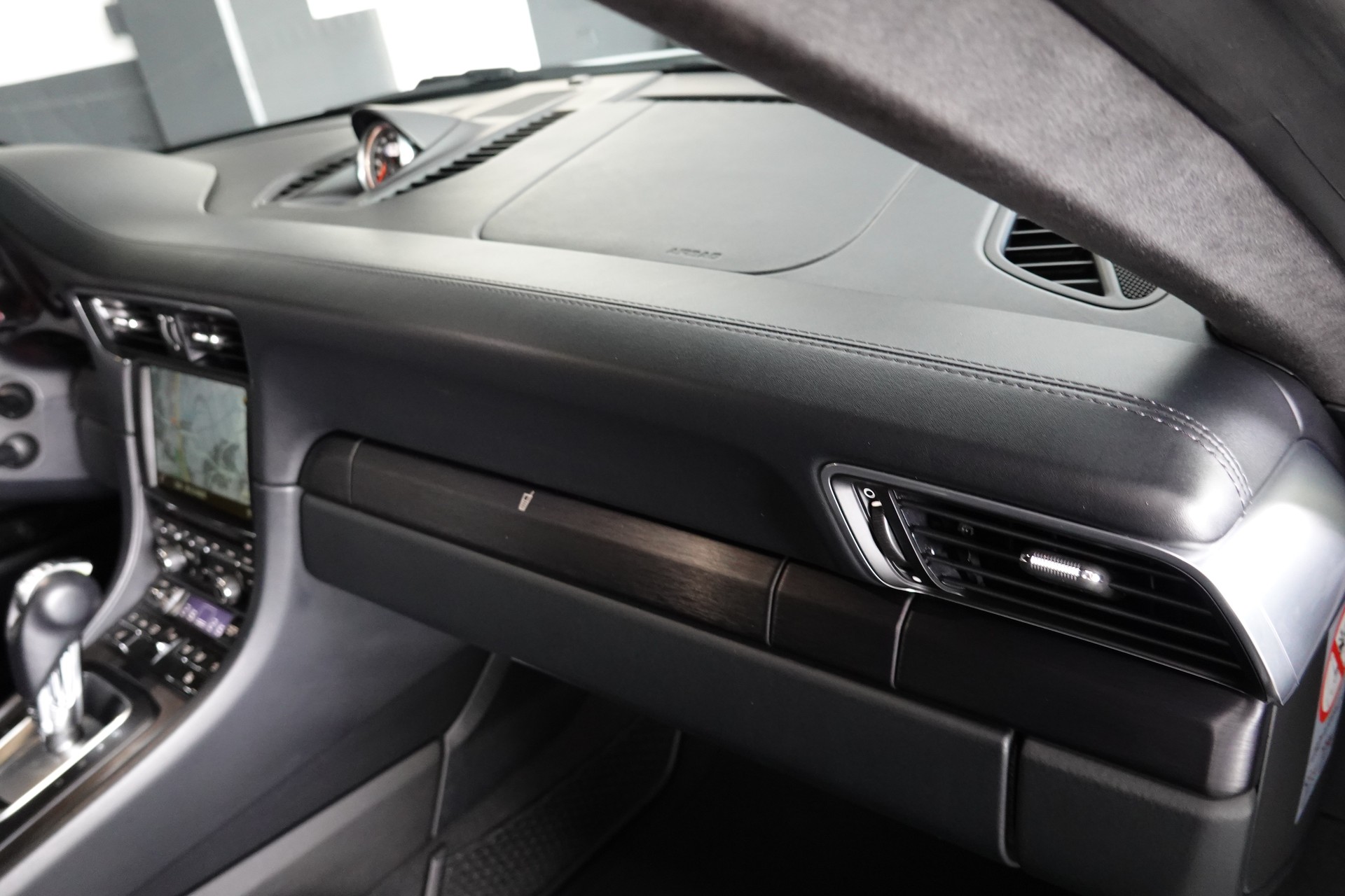 PORSCHE 911 CARRERA 4 GTS PDK CH-FZ DER SCHLICHTE ALLES KÖNNER ON TOP-image-41