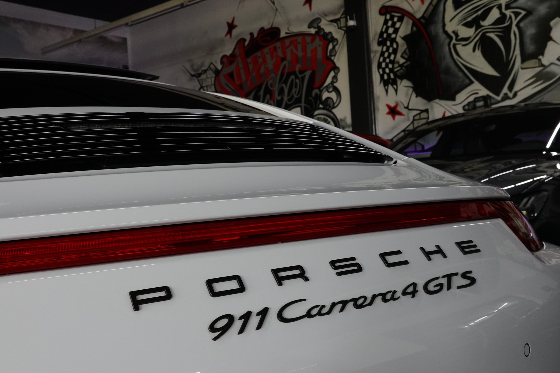 PORSCHE 911 CARRERA 4 GTS PDK CH-FZ DER SCHLICHTE ALLES KÖNNER ON TOP-image-12