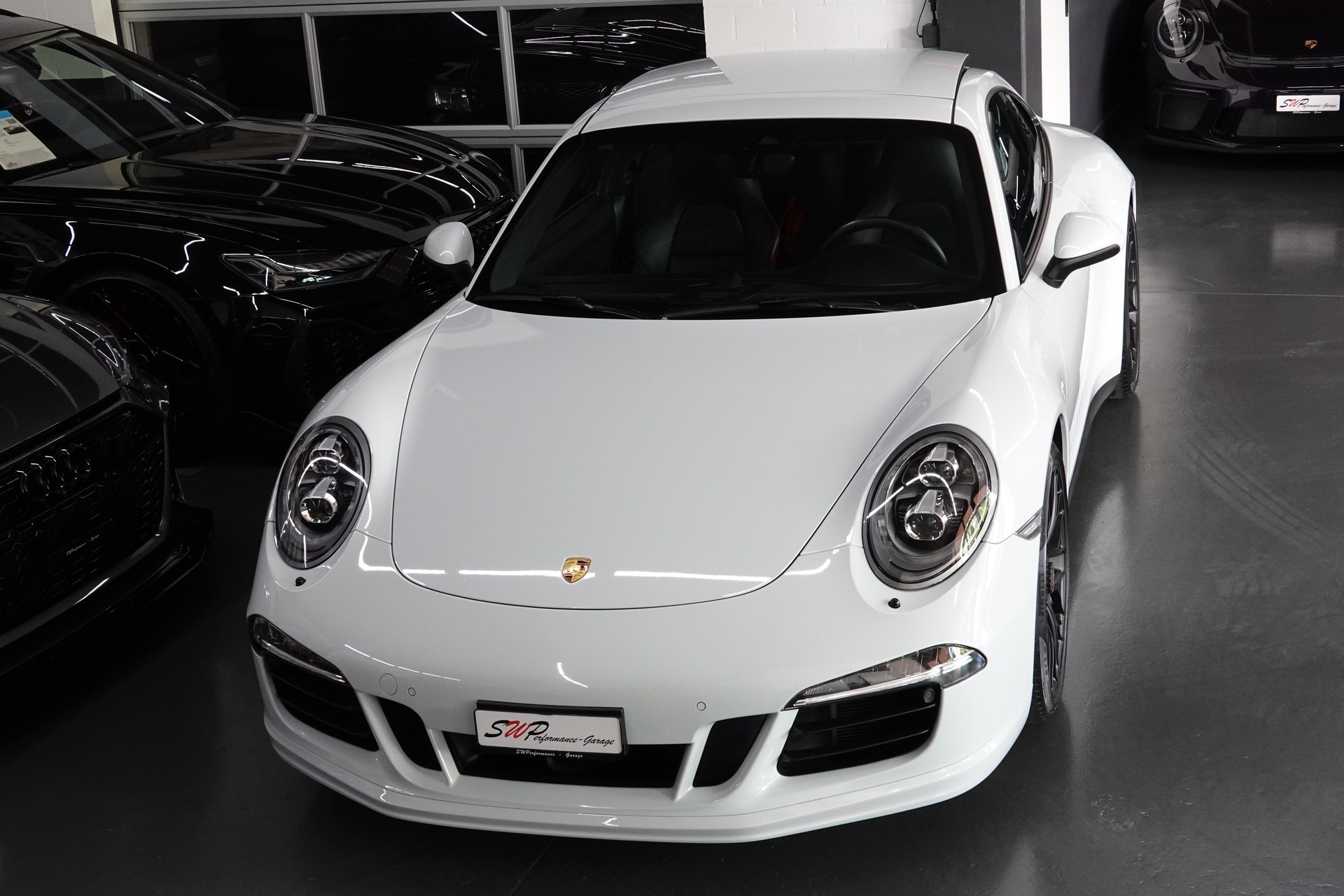 PORSCHE 911 CARRERA 4 GTS PDK CH-FZ DER SCHLICHTE ALLES KÖNNER ON TOP-showroom-element-2