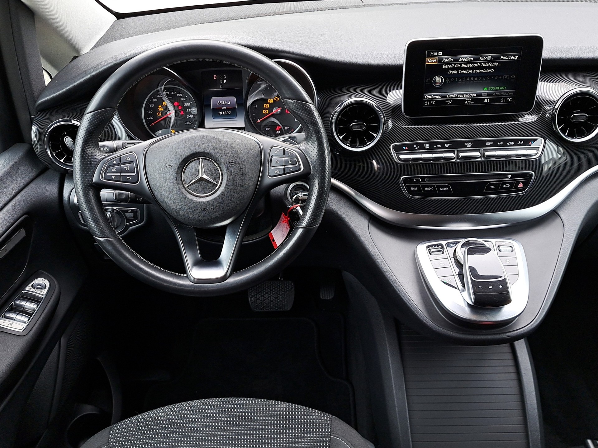 MERCEDES-BENZ V 220 d Trend lang 9G-Tronic *Anhängerkupplung*-image-10