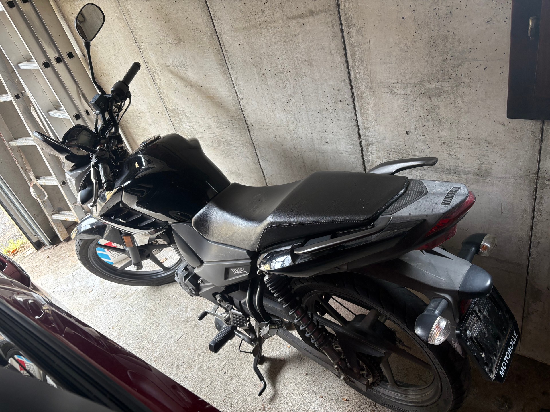 YAMAHA YS 125 UBS-image-4