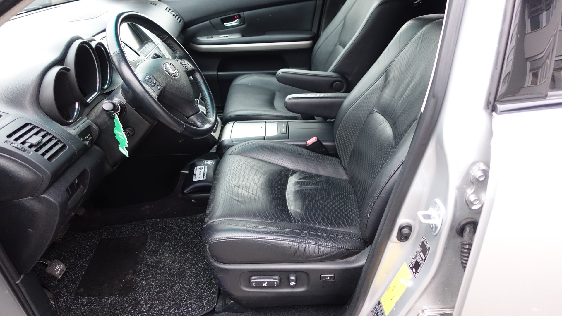 LEXUS RX 400h LE Platinum AWD Automatic-image-6