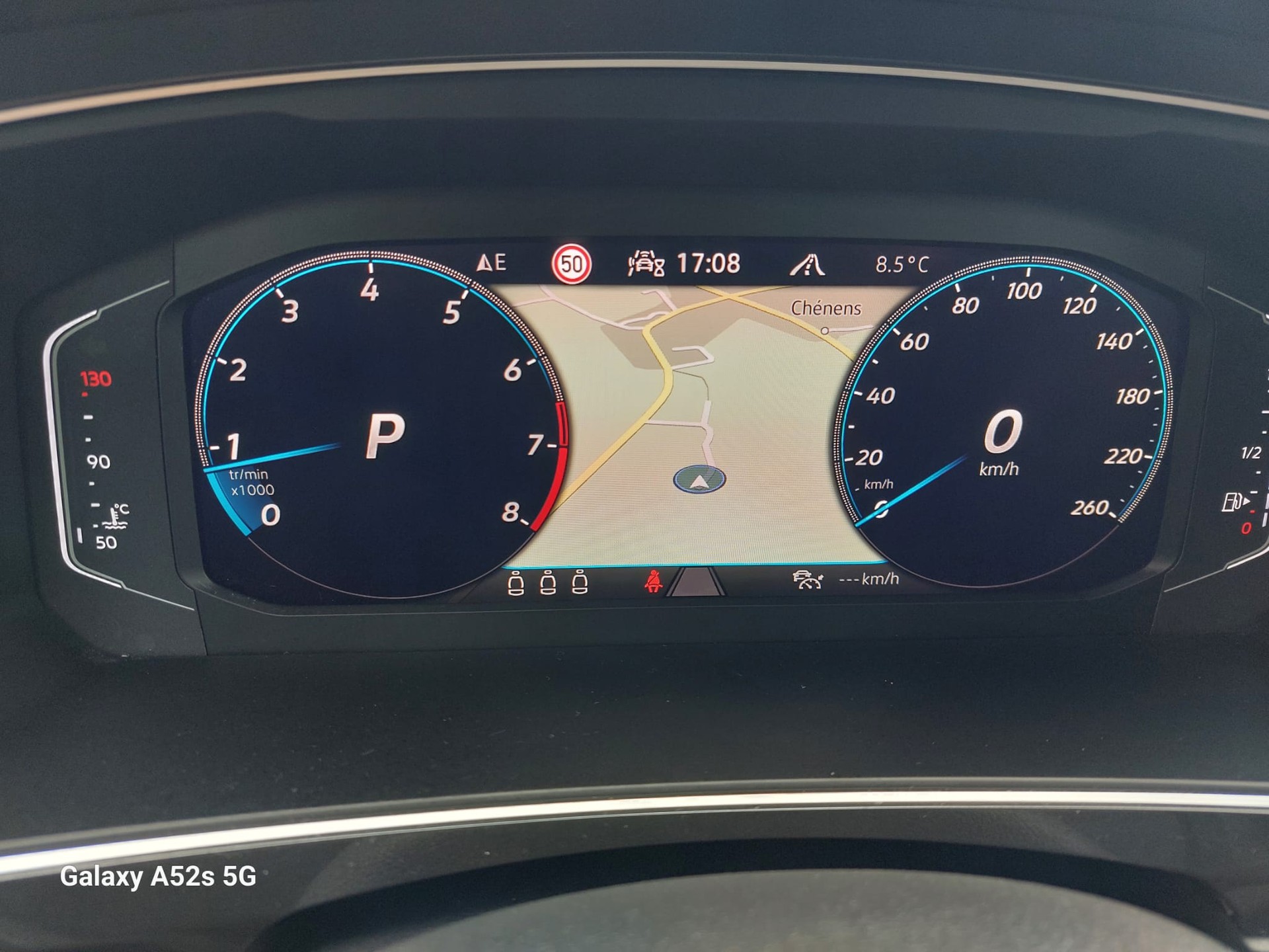 VW Tiguan 2.0TSI R-Line 4Motion DSG-image-11
