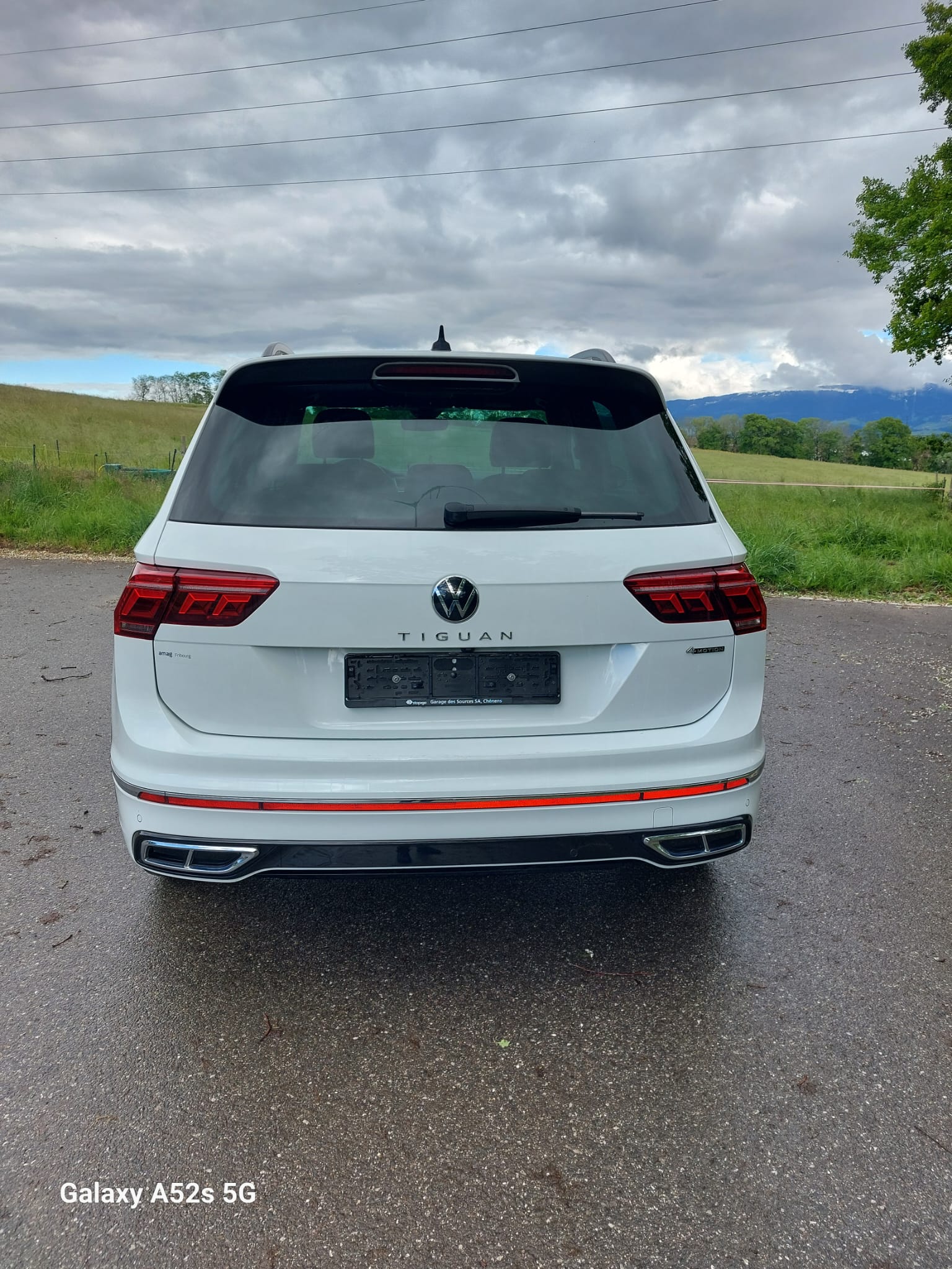 VW Tiguan 2.0TSI R-Line 4Motion DSG-image-3
