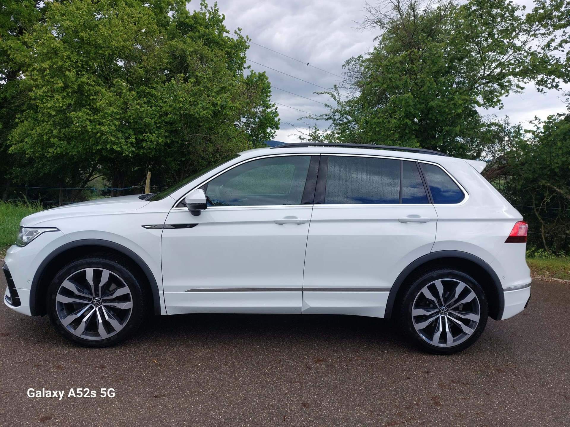 VW Tiguan 2.0TSI R-Line 4Motion DSG-image-2