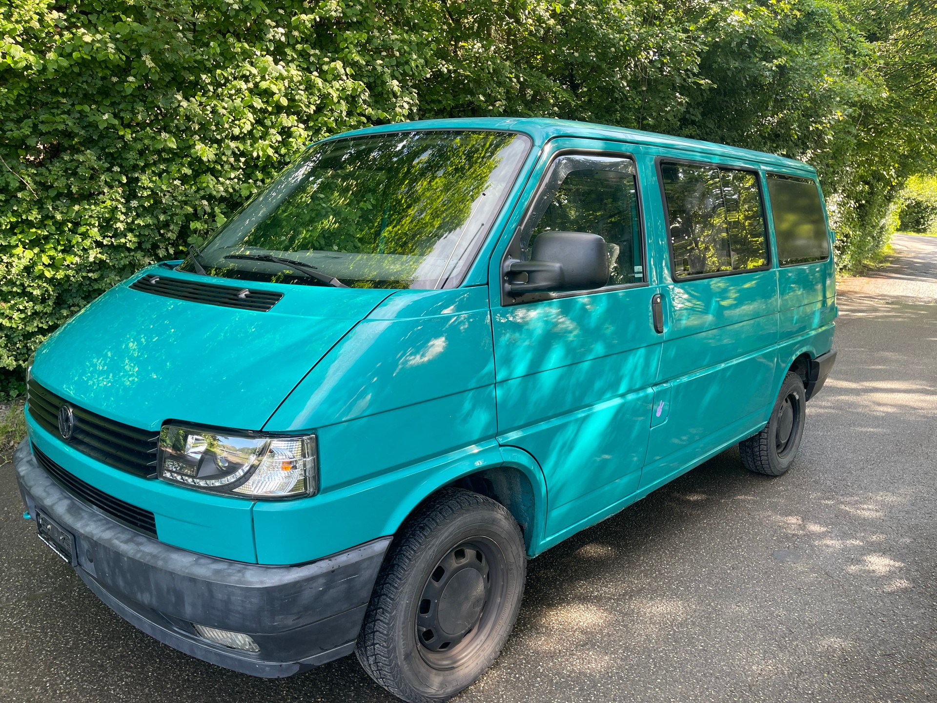 VW T4 2.0 Swiss Economy-image-1