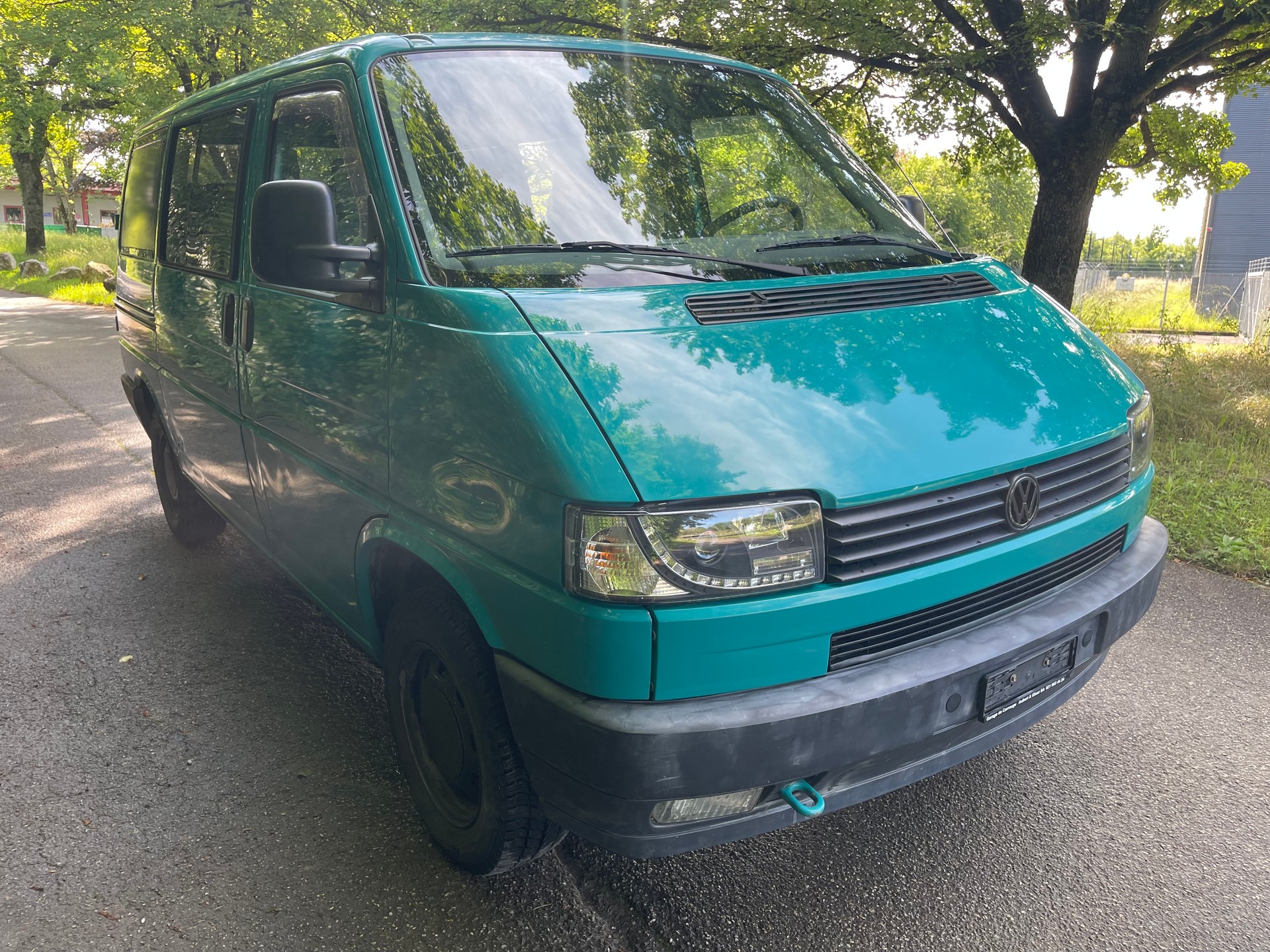 VW T4 2.0 Swiss Economy-image-2
