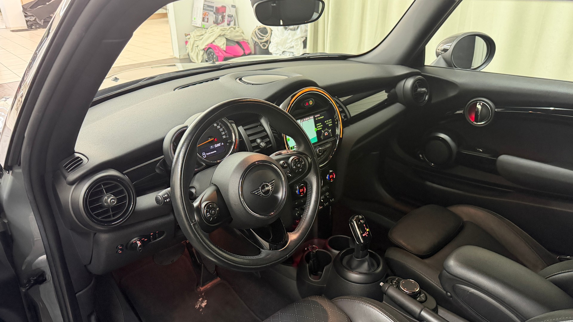 MINI Cooper Steptronic DKG-image-7