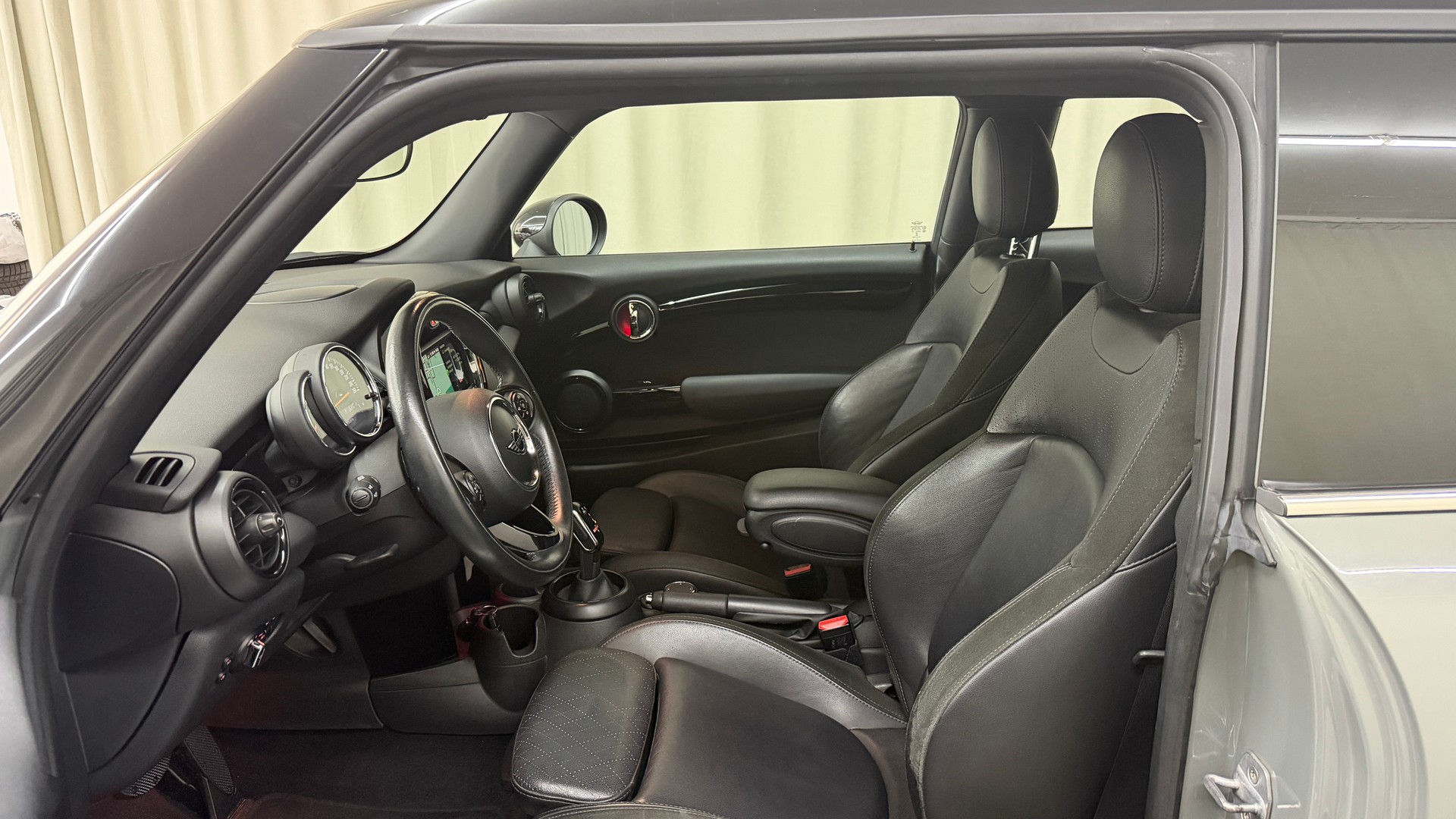 MINI Cooper Steptronic DKG-image-6