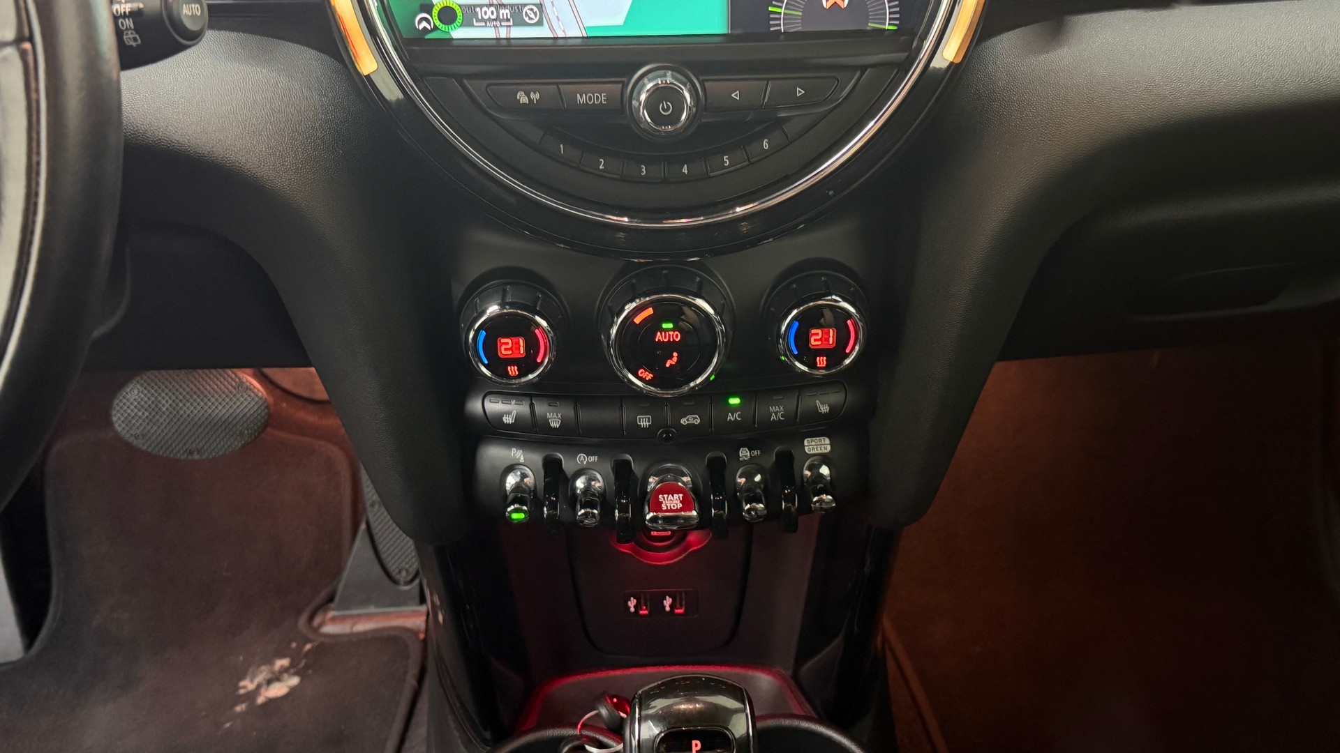 MINI Cooper Steptronic DKG-image-9