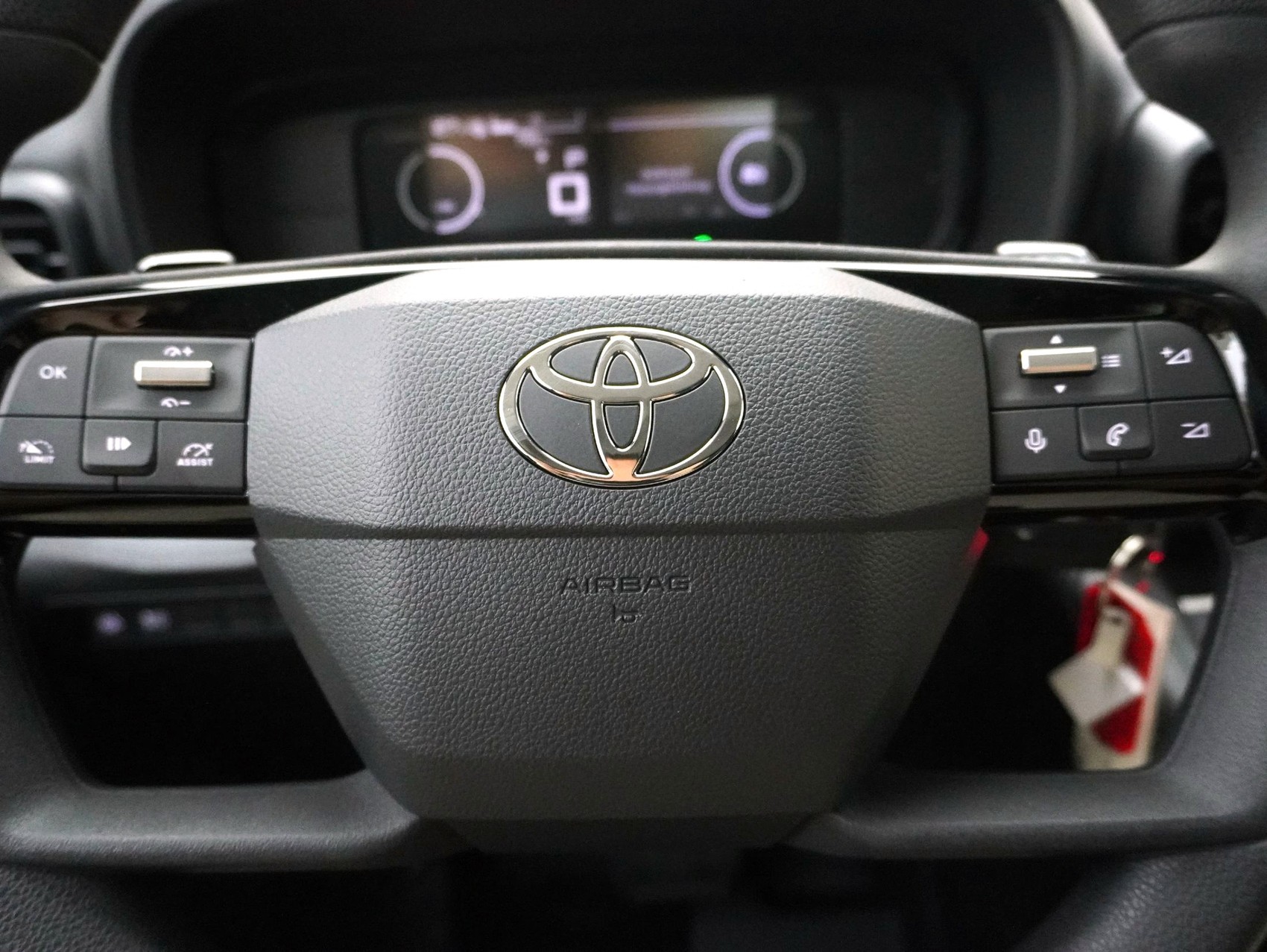 TOYOTA Proace City Van L2 52KWh Active-image-10