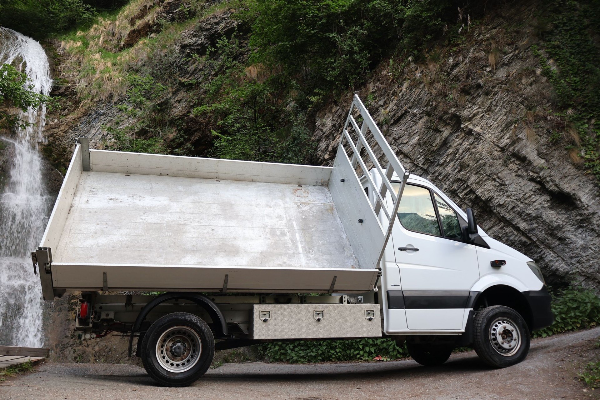 MERCEDES-BENZ Sprinter-image-6