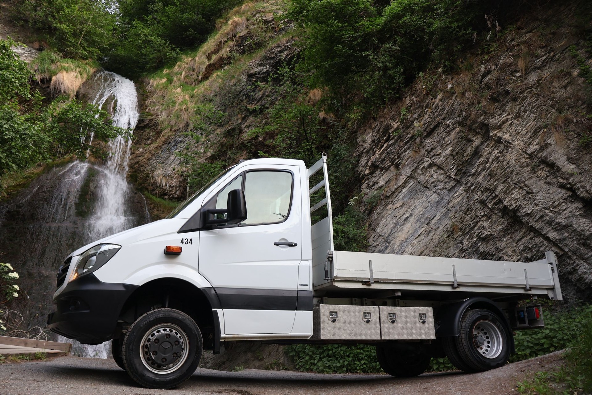 MERCEDES-BENZ Sprinter-image-5