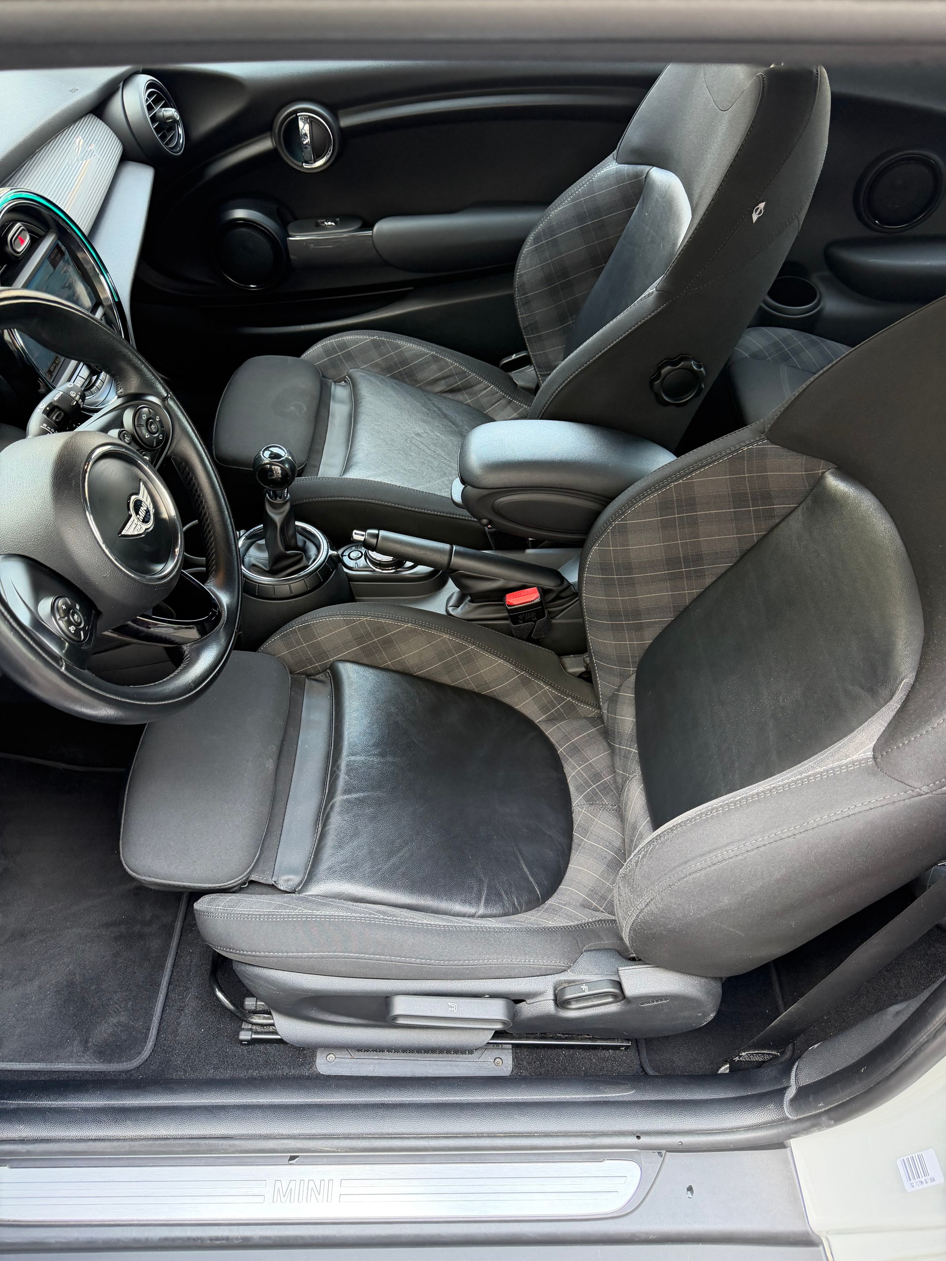 MINI Cooper-image-11