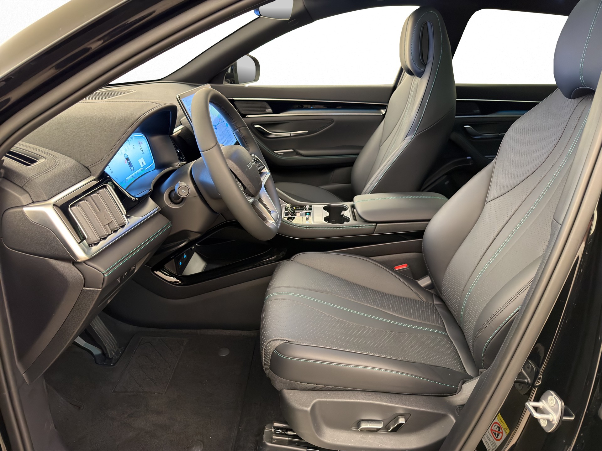 BYD Seal U DM-i Design AWD-image-6