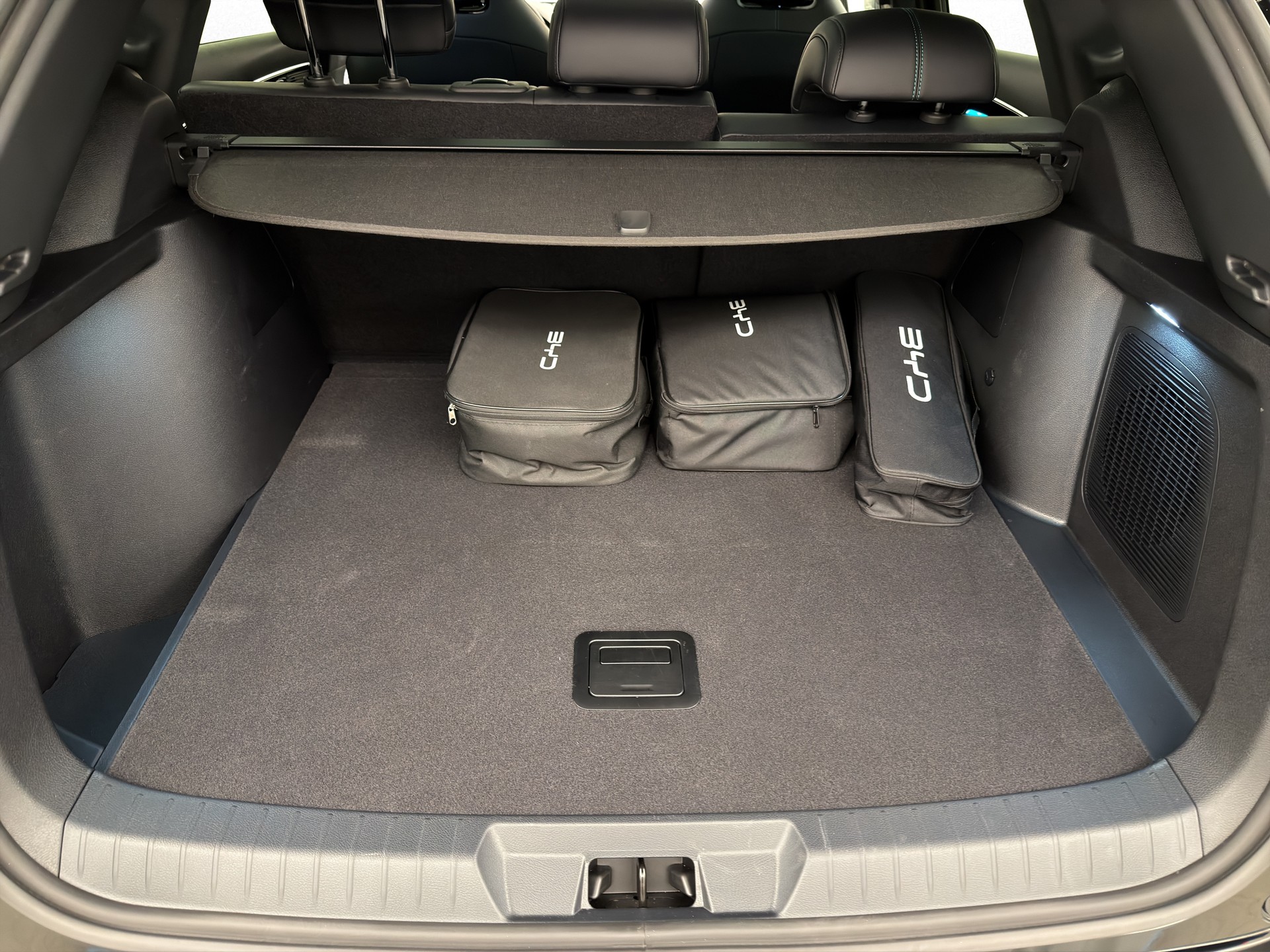 BYD Seal U DM-i Design AWD-image-11