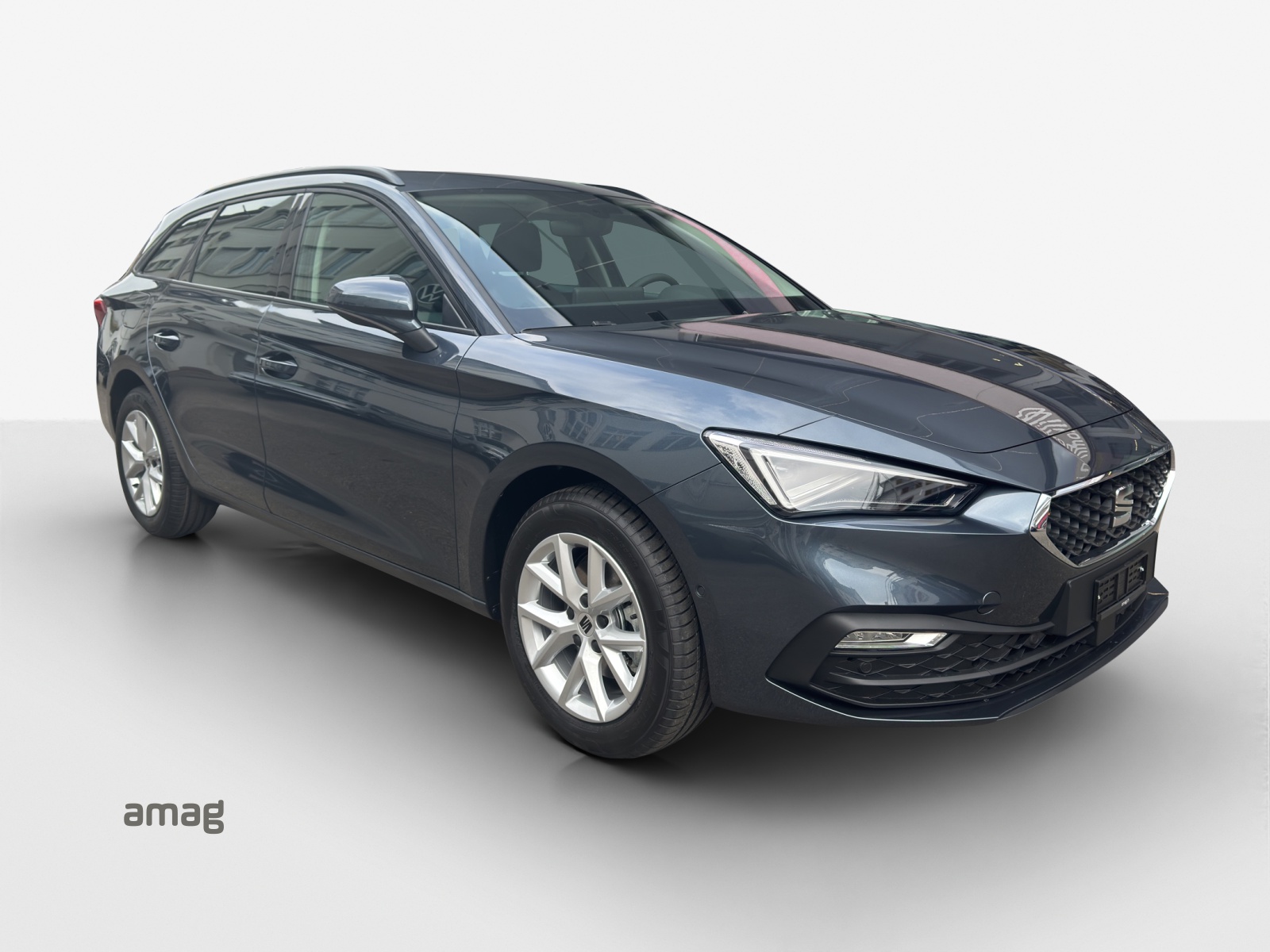 SEAT Leon ST 1.5 eTSI mHEV DSG Go-image-5