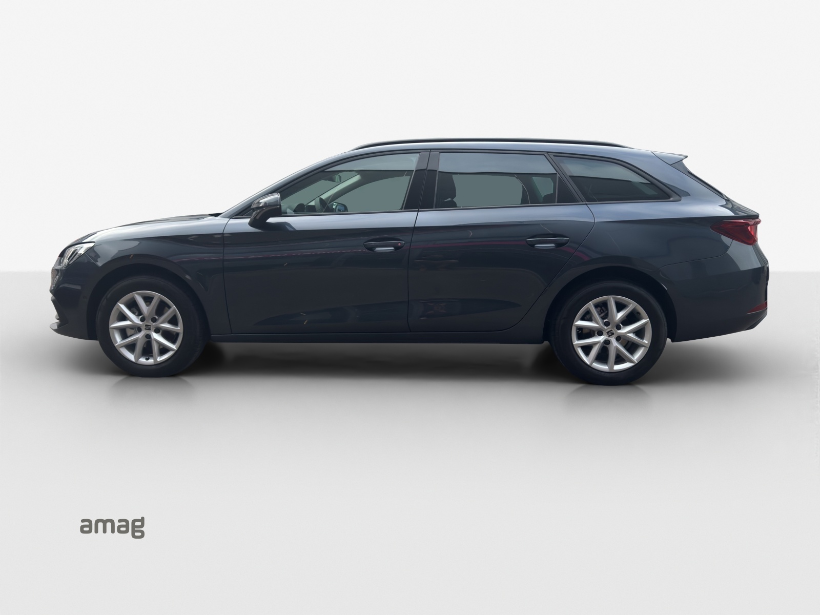 SEAT Leon ST 1.5 eTSI mHEV DSG Go-image-1