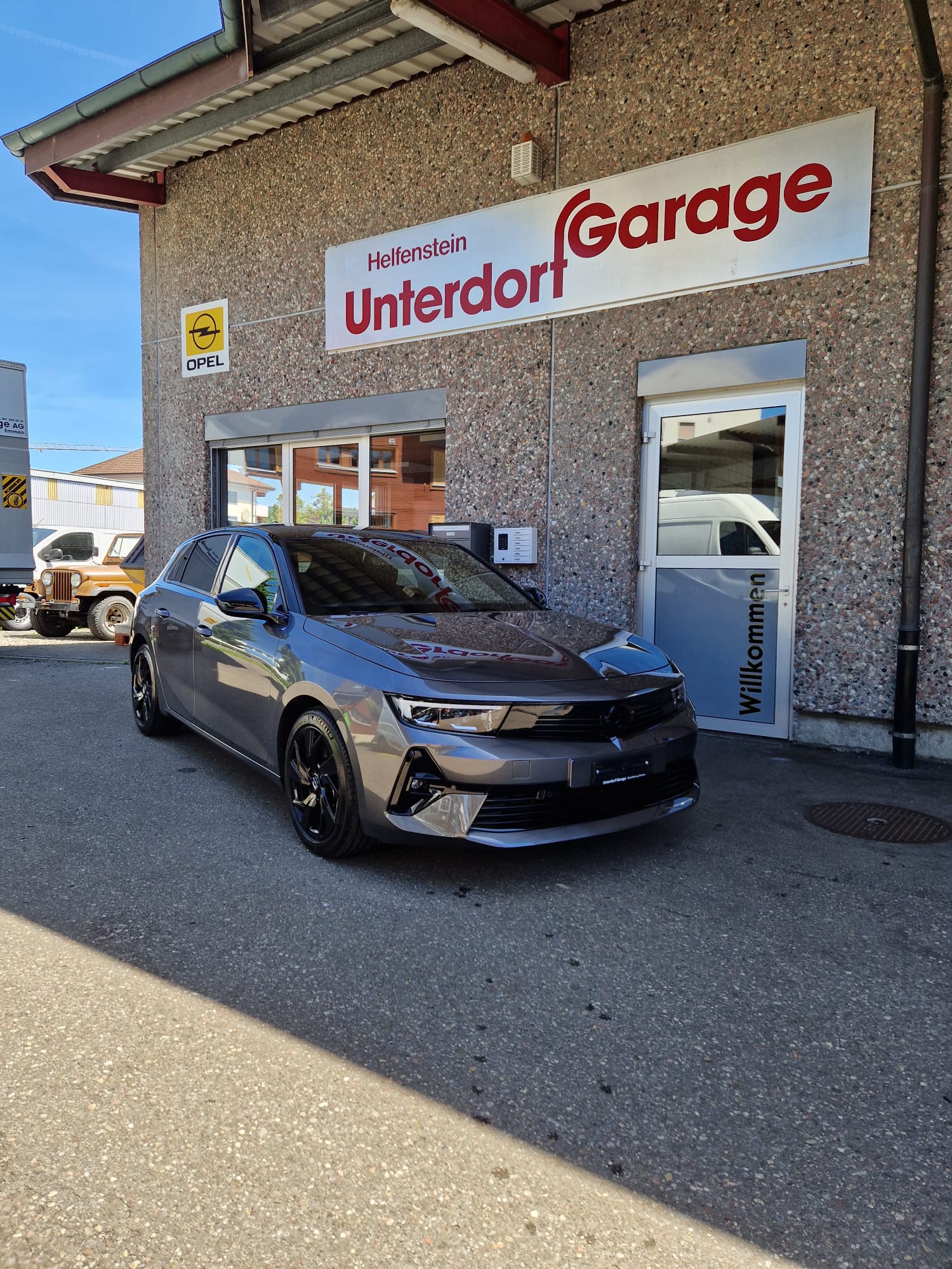 OPEL Astra 1.6 PHEV Turbo Swiss Plus A