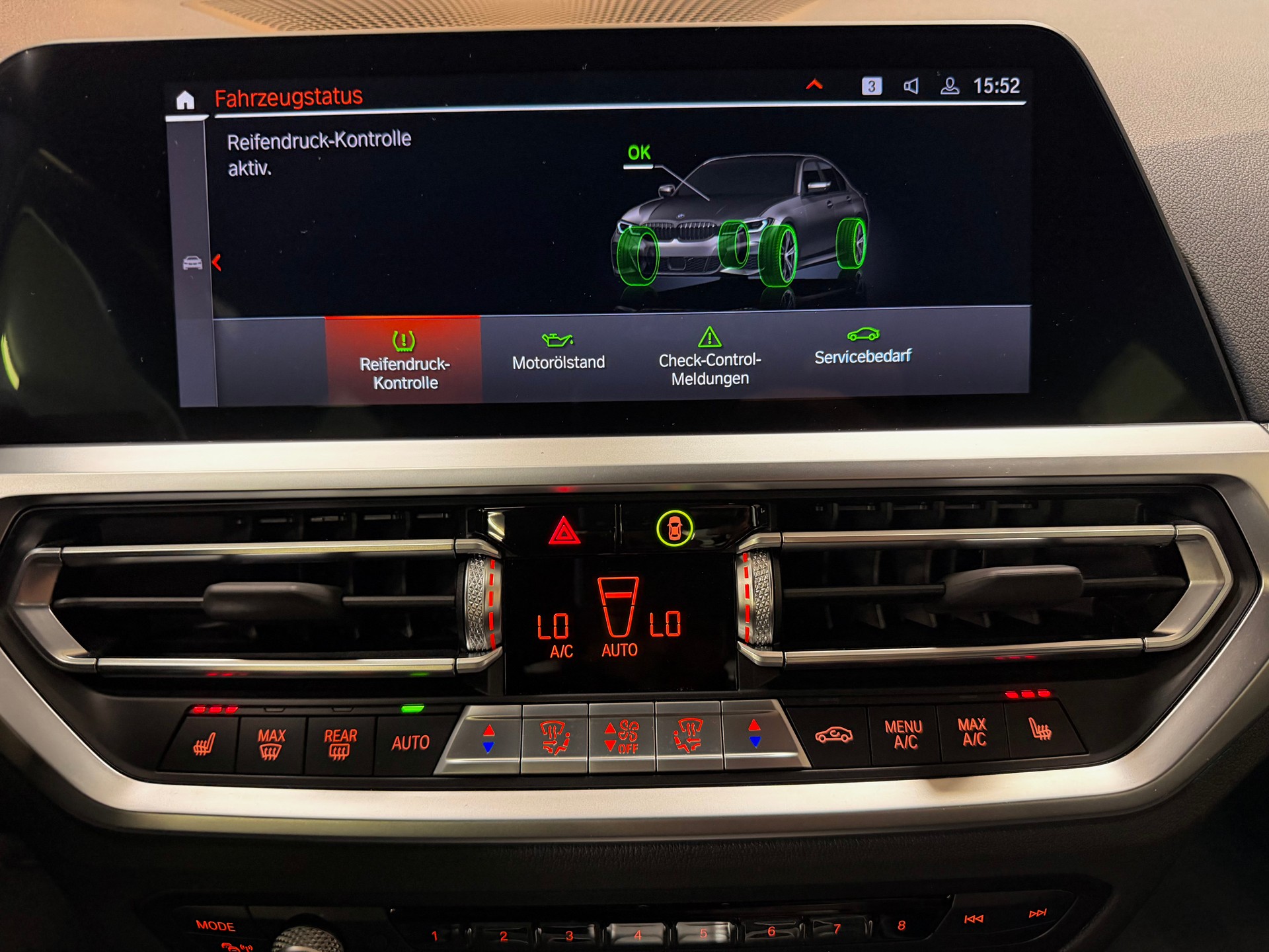 BMW 318i Steptronic M Sport | Unfallfrei | CarVertical | 8-fach bereift mit Felgen-image-21