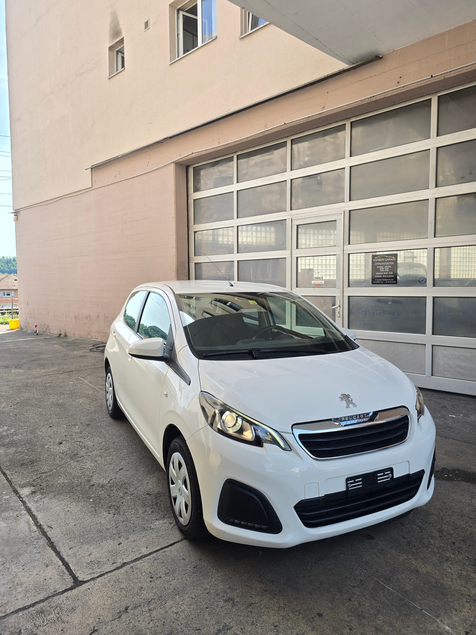 PEUGEOT 108 1.0 VTi Collection Top ETG-image-2
