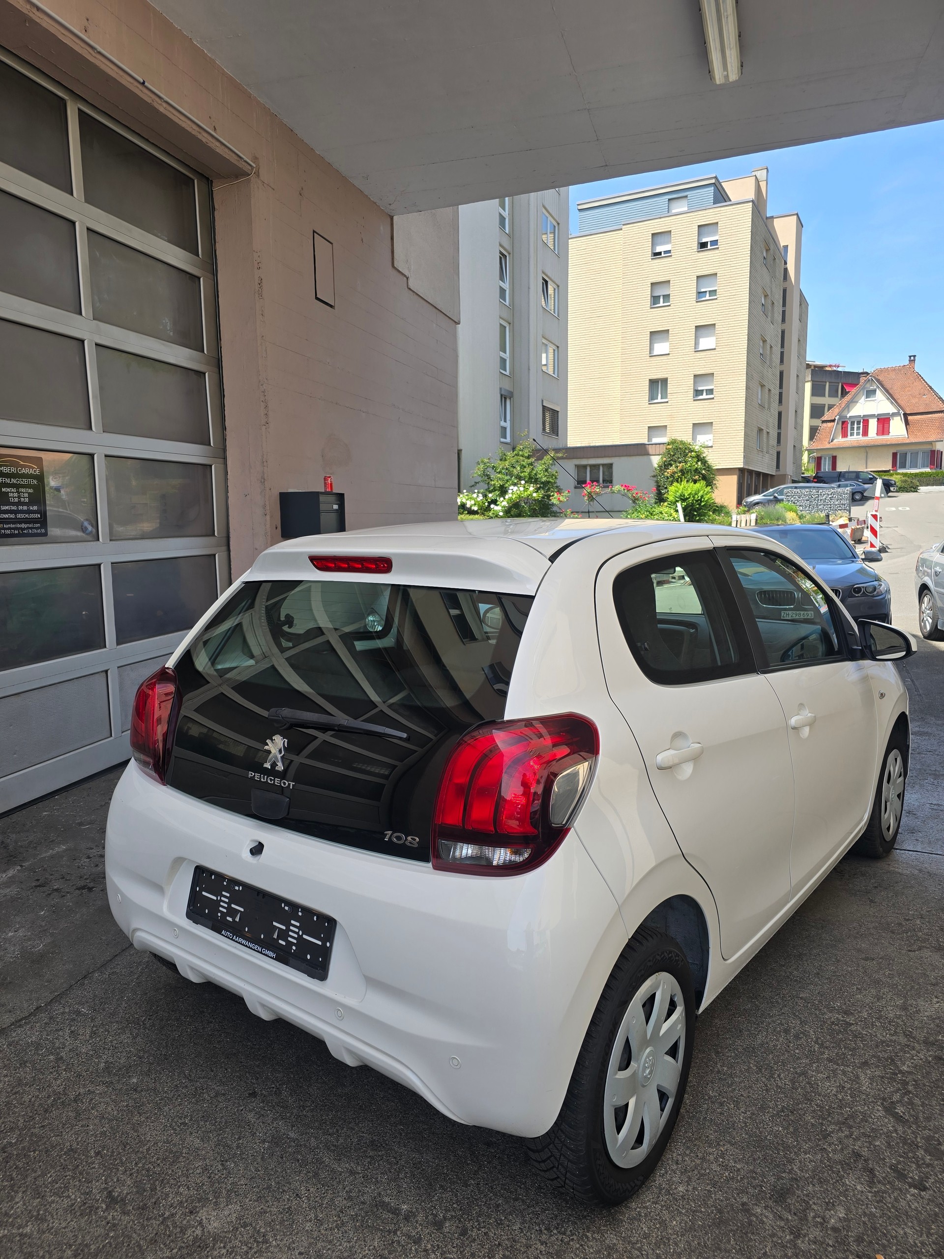 PEUGEOT 108 1.0 VTi Collection Top ETG-image-5