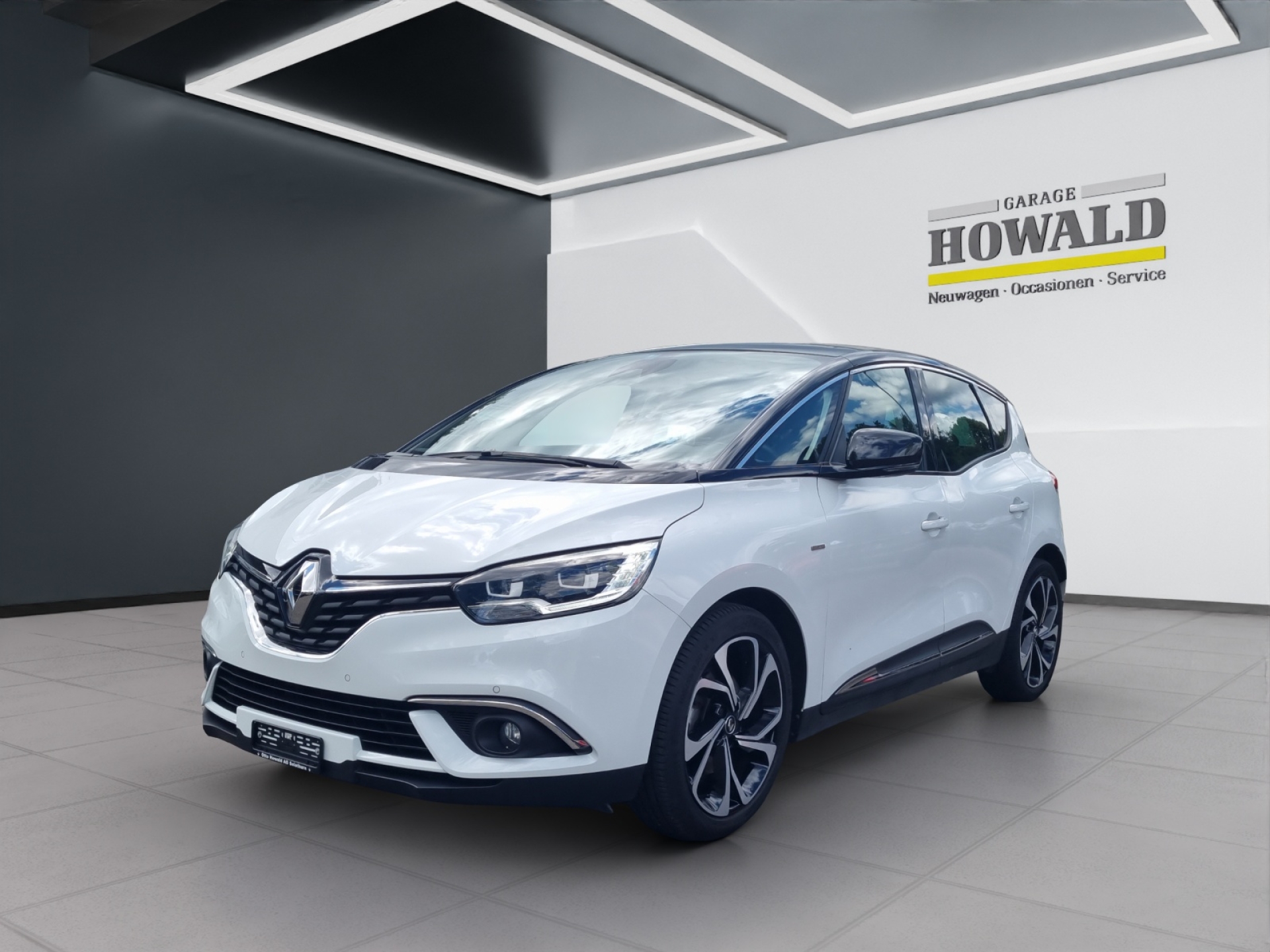 RENAULT Scénic 1.2 TCe 130 Bose-image-0