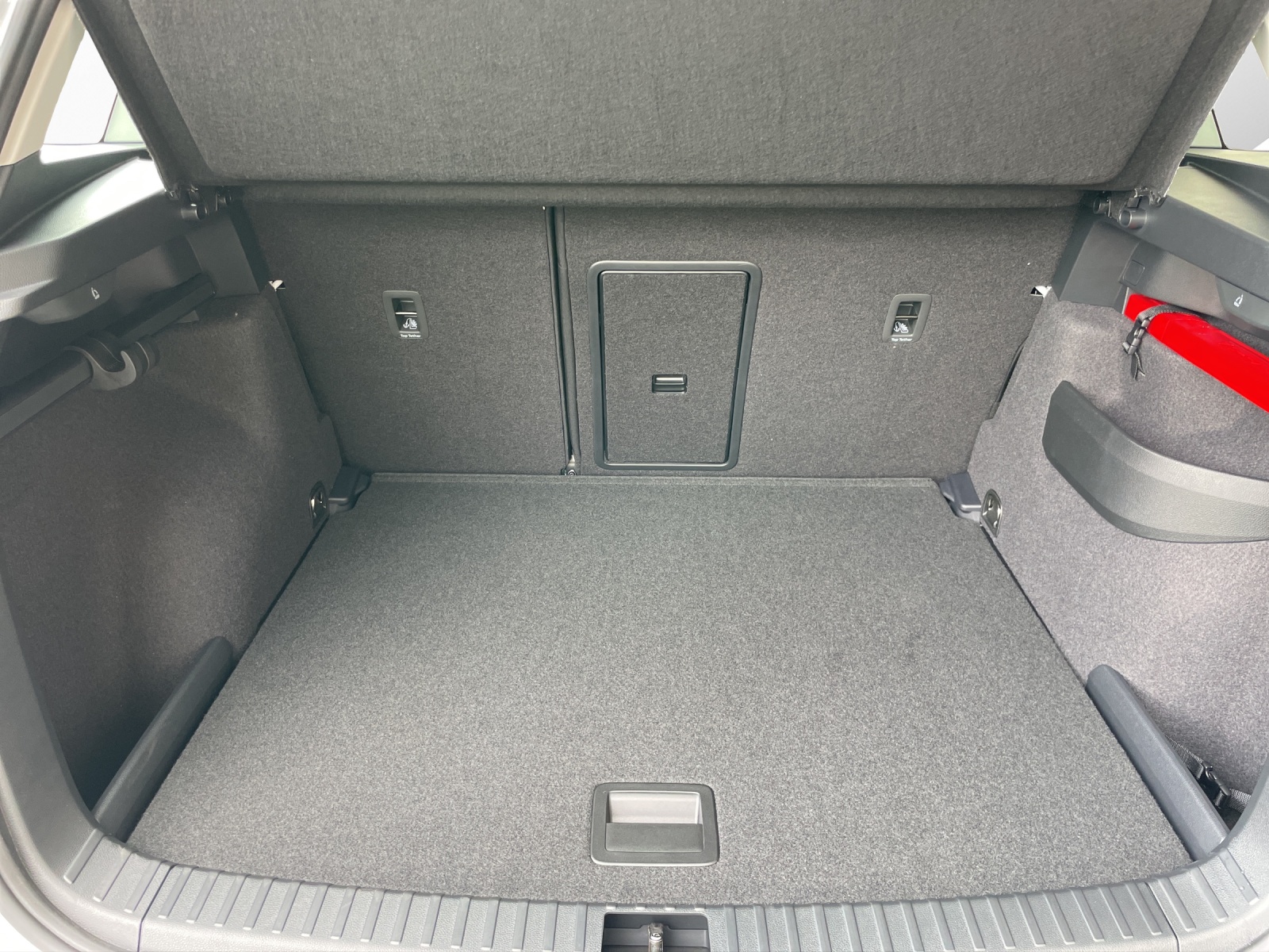SKODA Karoq 1.5 TSI Selection DSG-image-14