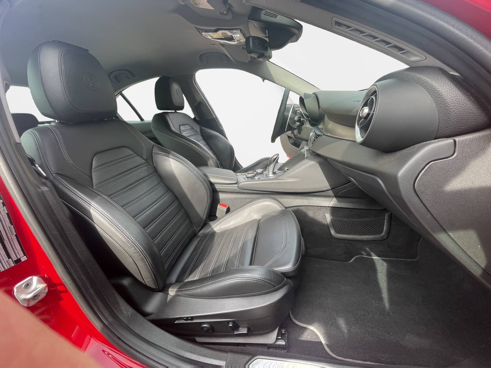 ALFA ROMEO Giulia 2.0 Q4 Veloce-image-17