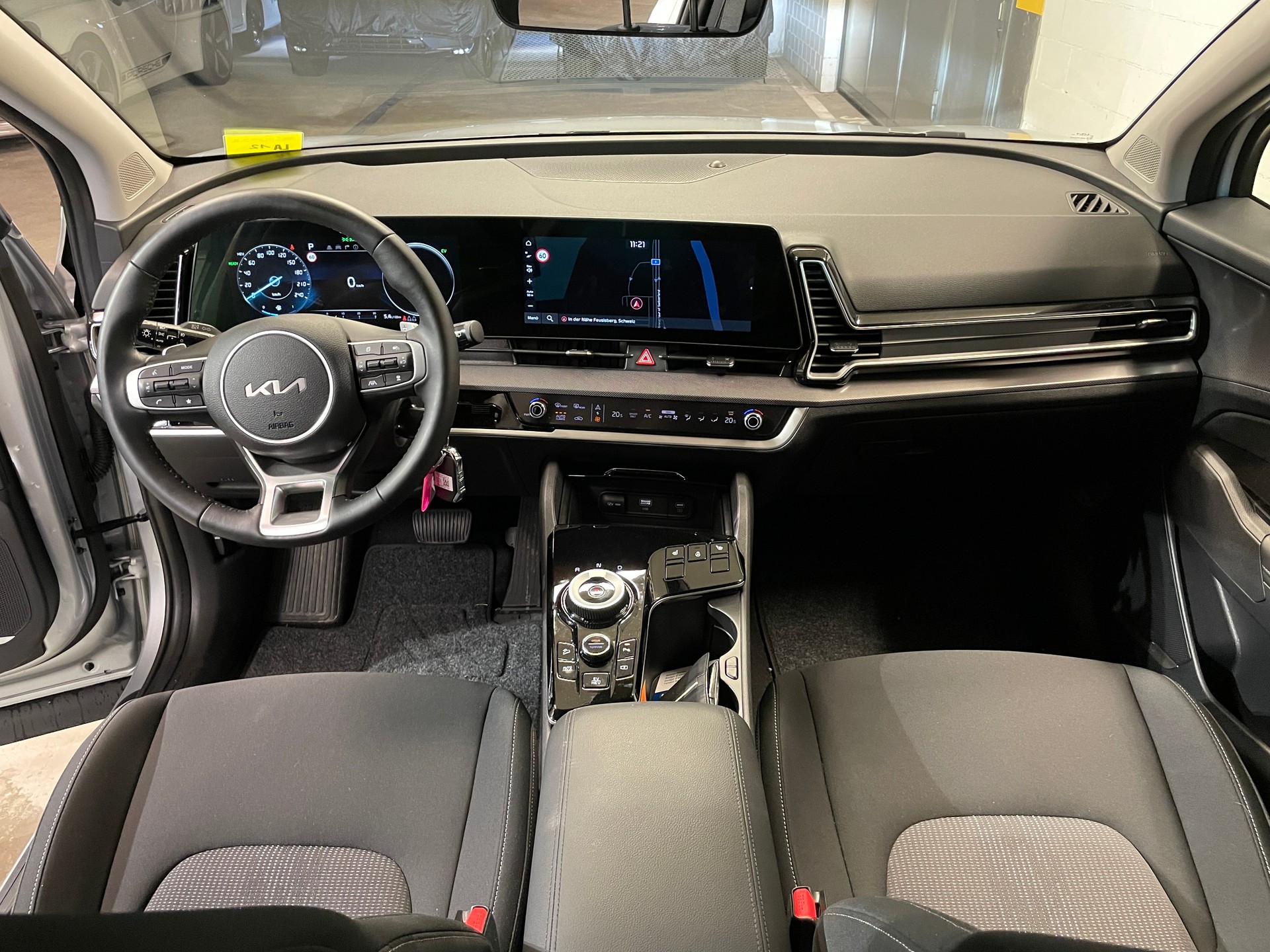 KIA Sportage 1.6T-GDi HEV Power Edition 4x4 A-image-16