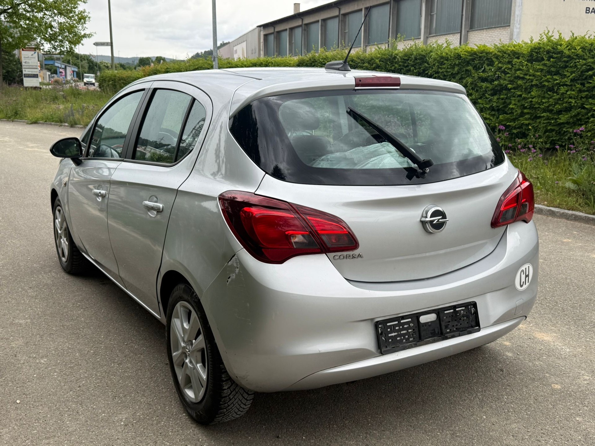 OPEL Corsa 1.4 TP Color Edition Automatic-image-6