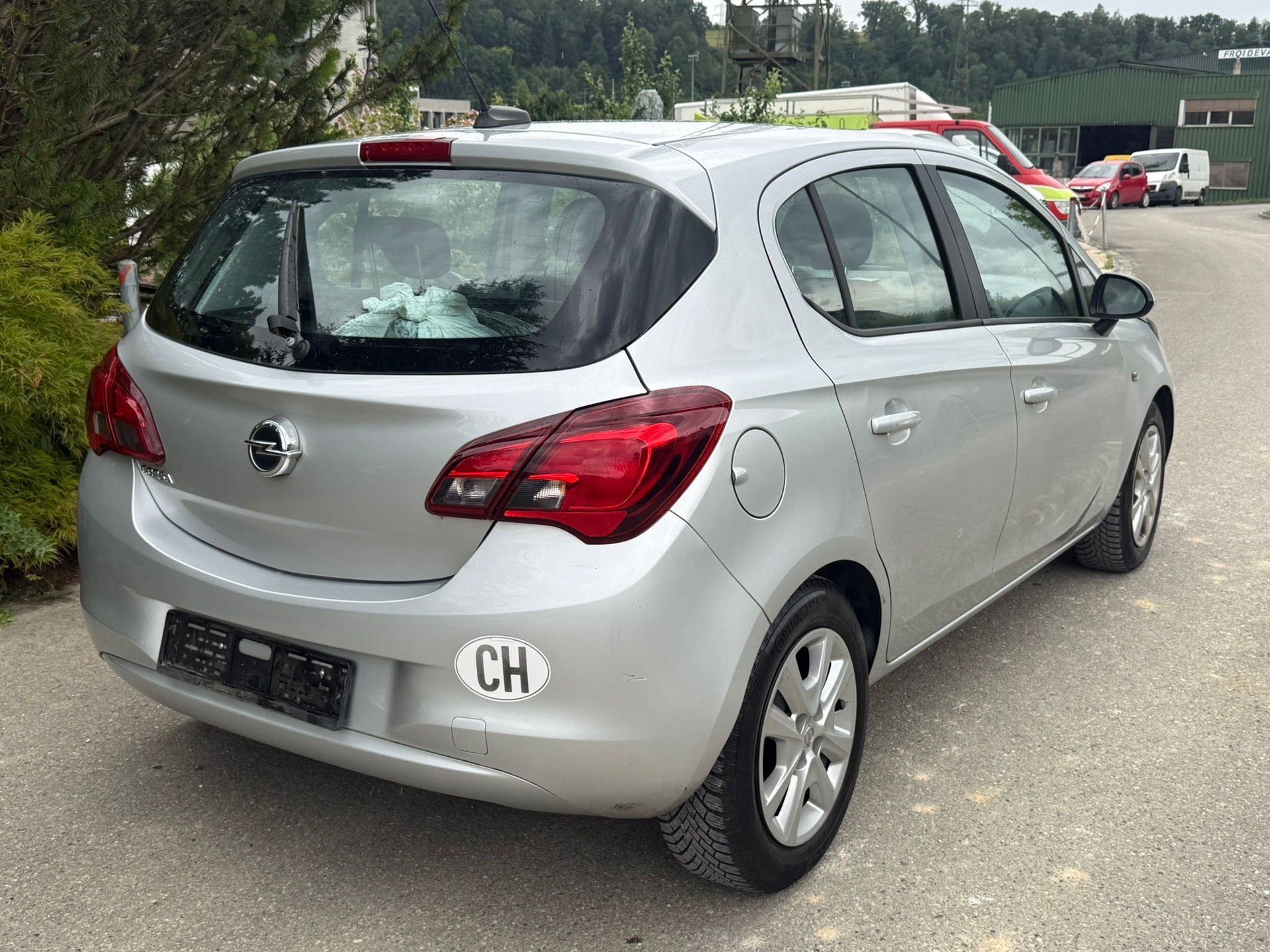 OPEL Corsa 1.4 TP Color Edition Automatic-image-2