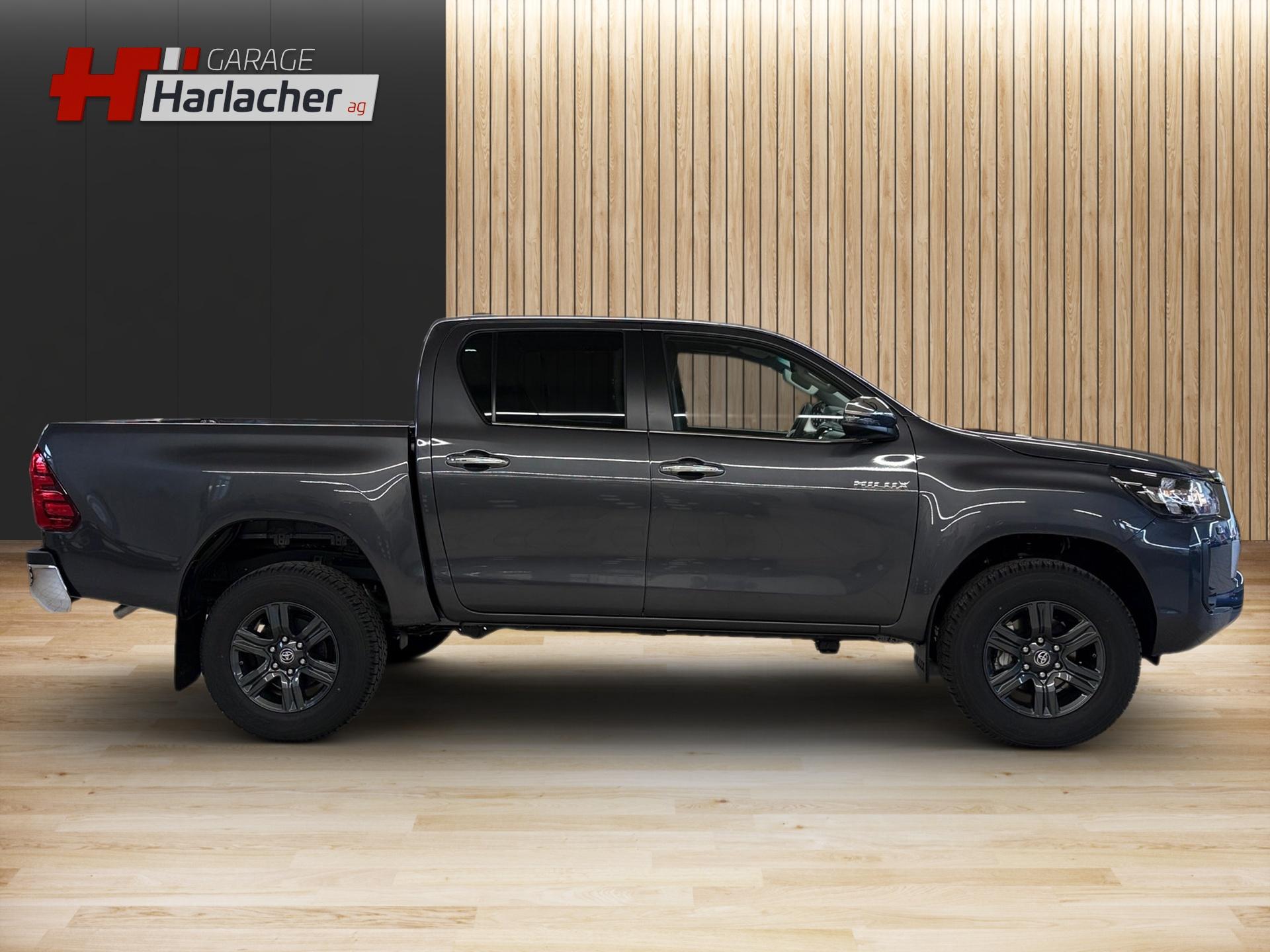 TOYOTA Hilux Double Cab.-Pick-up 2.8 D-4D MHEV 204 Style-image-3