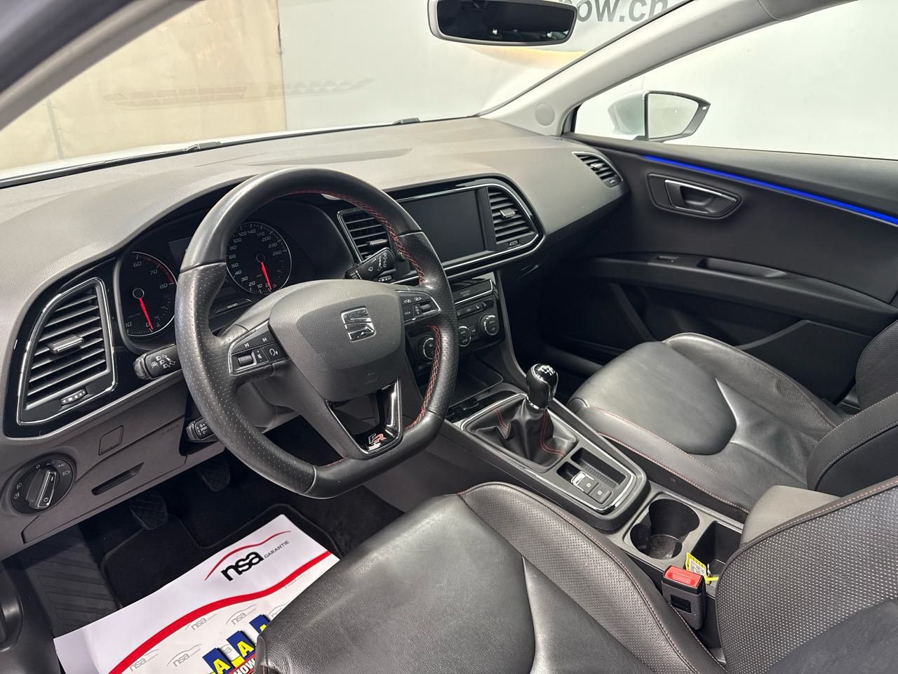 SEAT Leon 1.4 TSI ACT FR-image-2