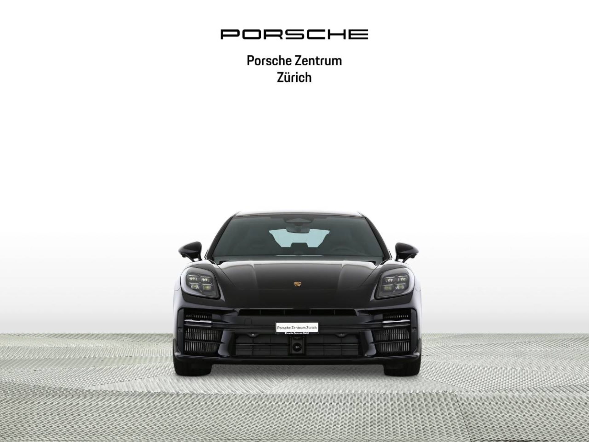 PORSCHE Panamera 4S E-Hybrid-image-5