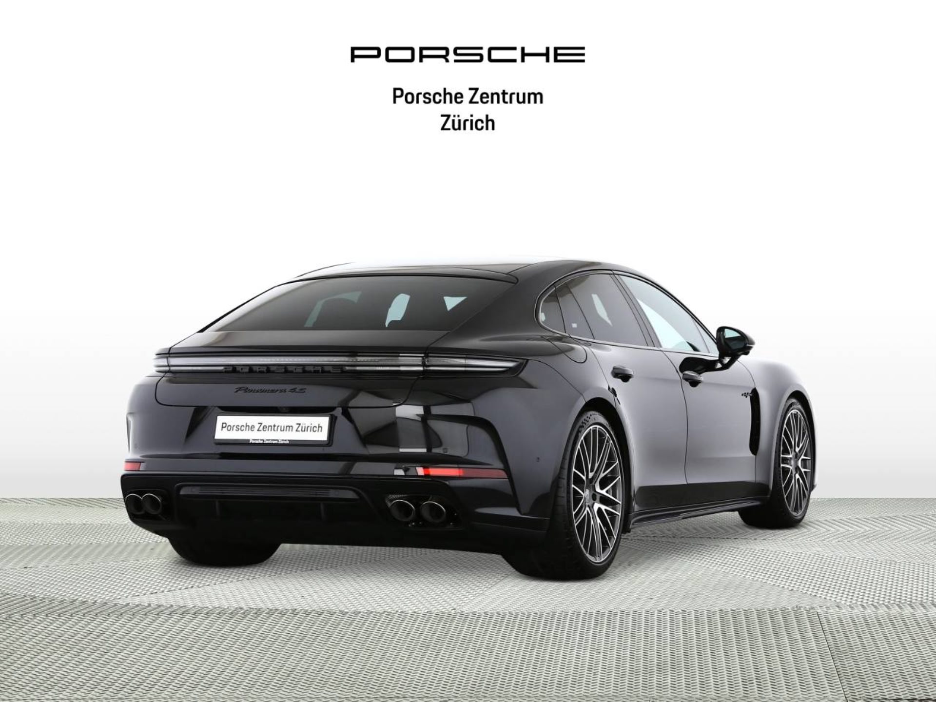 PORSCHE Panamera 4S E-Hybrid-image-2