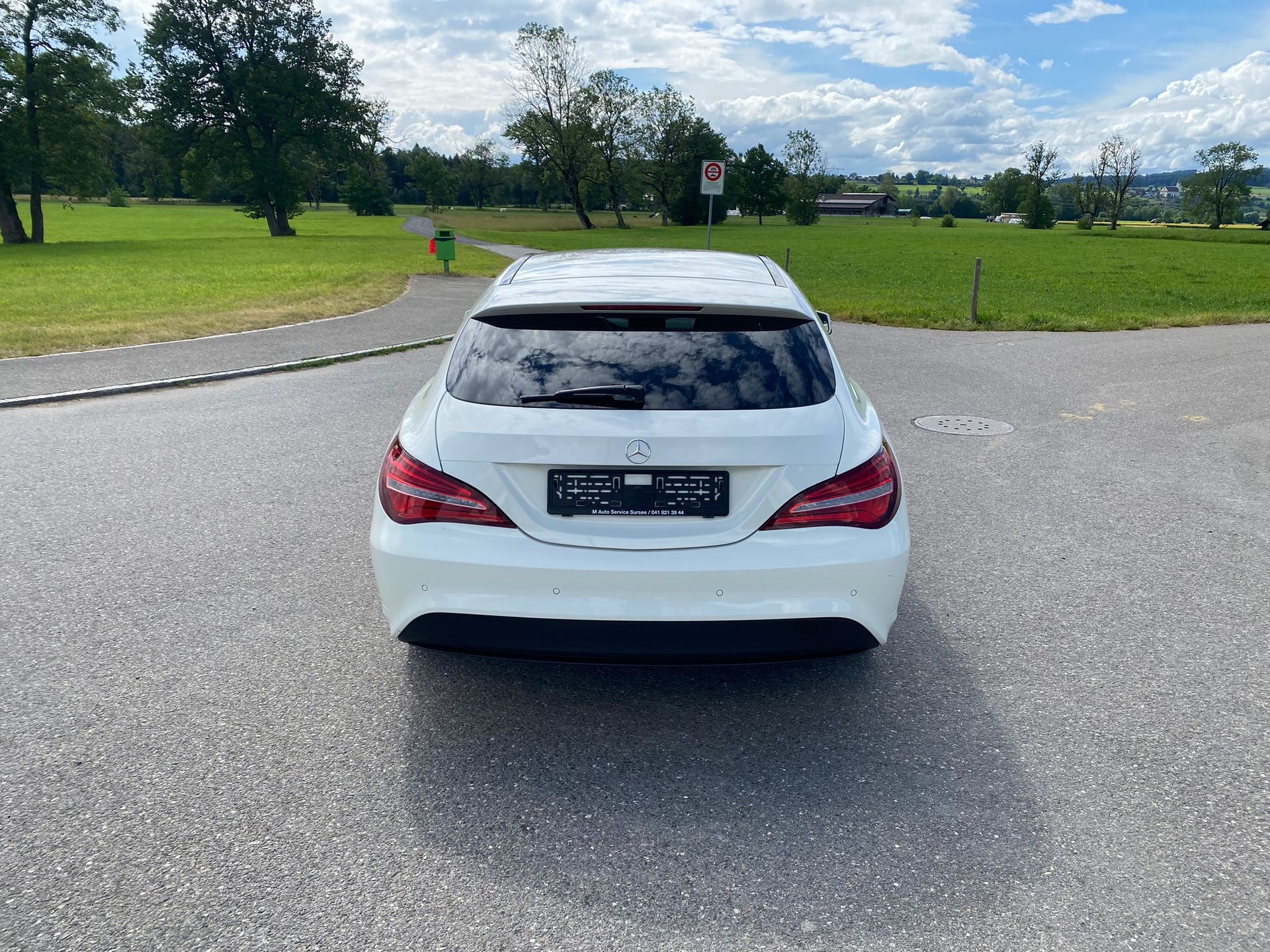 MERCEDES-BENZ CLA Shooting Brake 200 CDI AMG Line 4Matic 7G-DCT-image-4